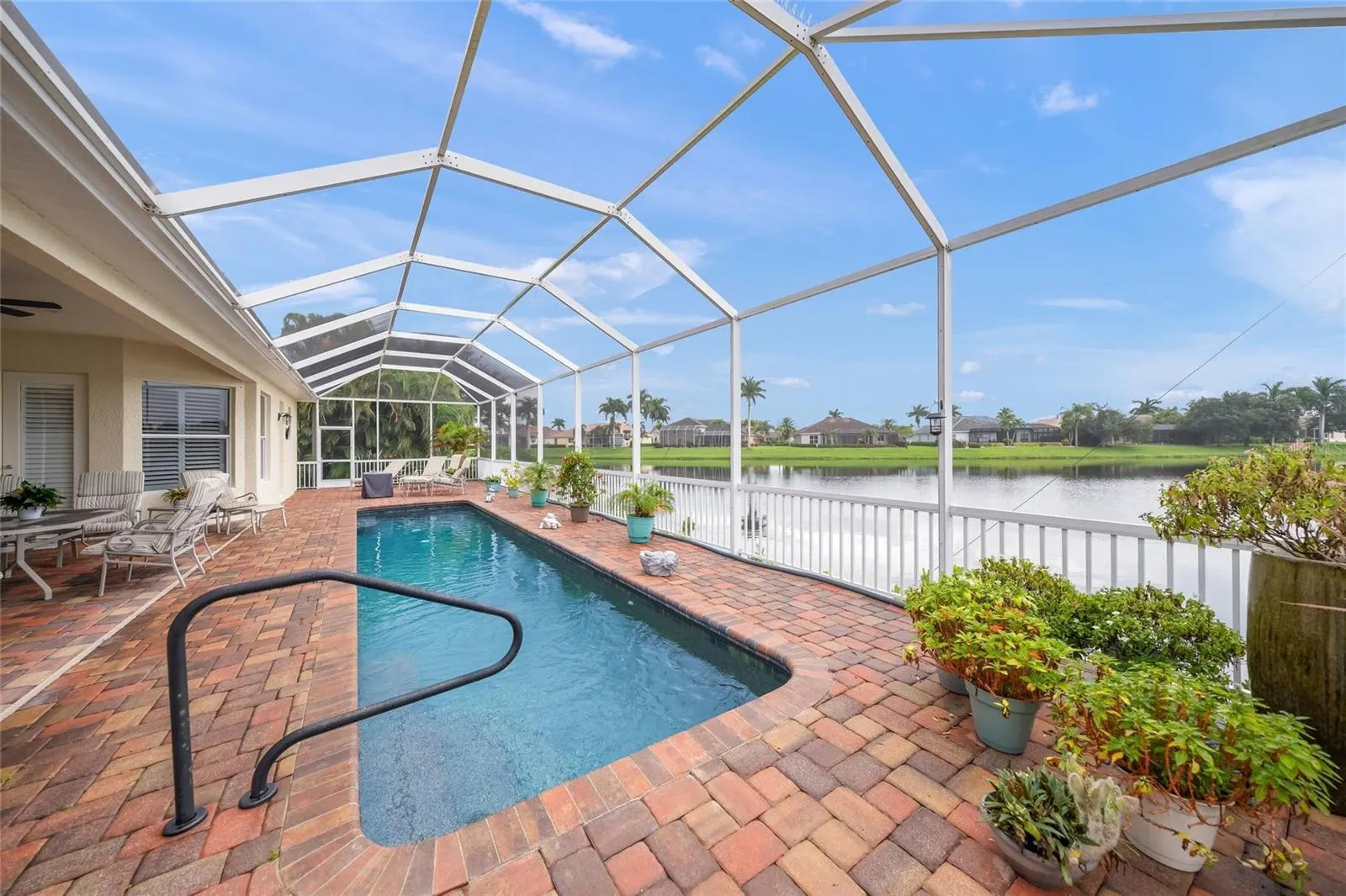 2889 GRAZELAND DR