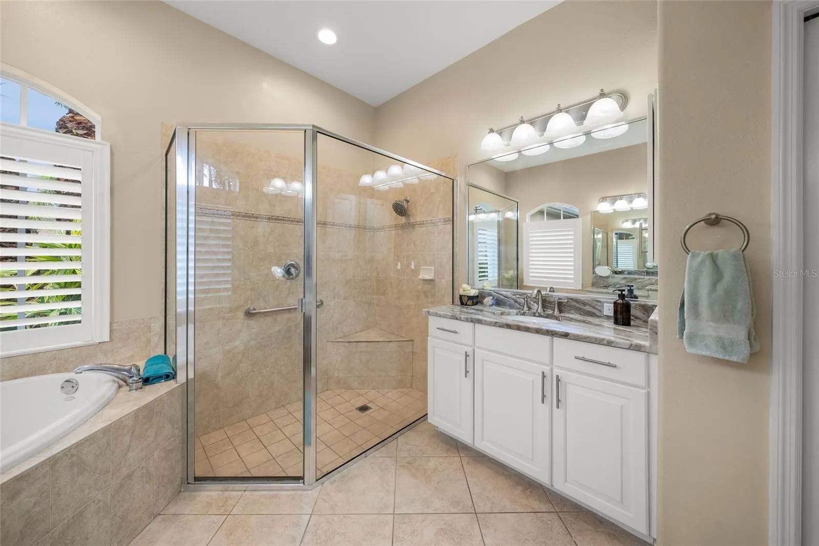 2889 GRAZELAND DR