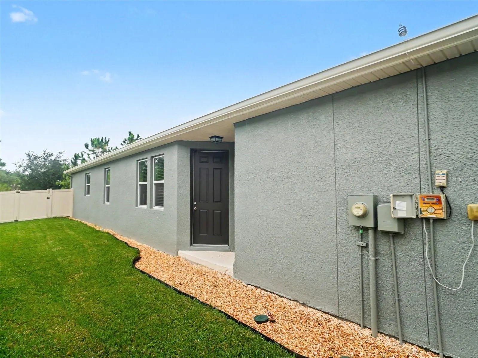 6466 DEVESTA LOOP