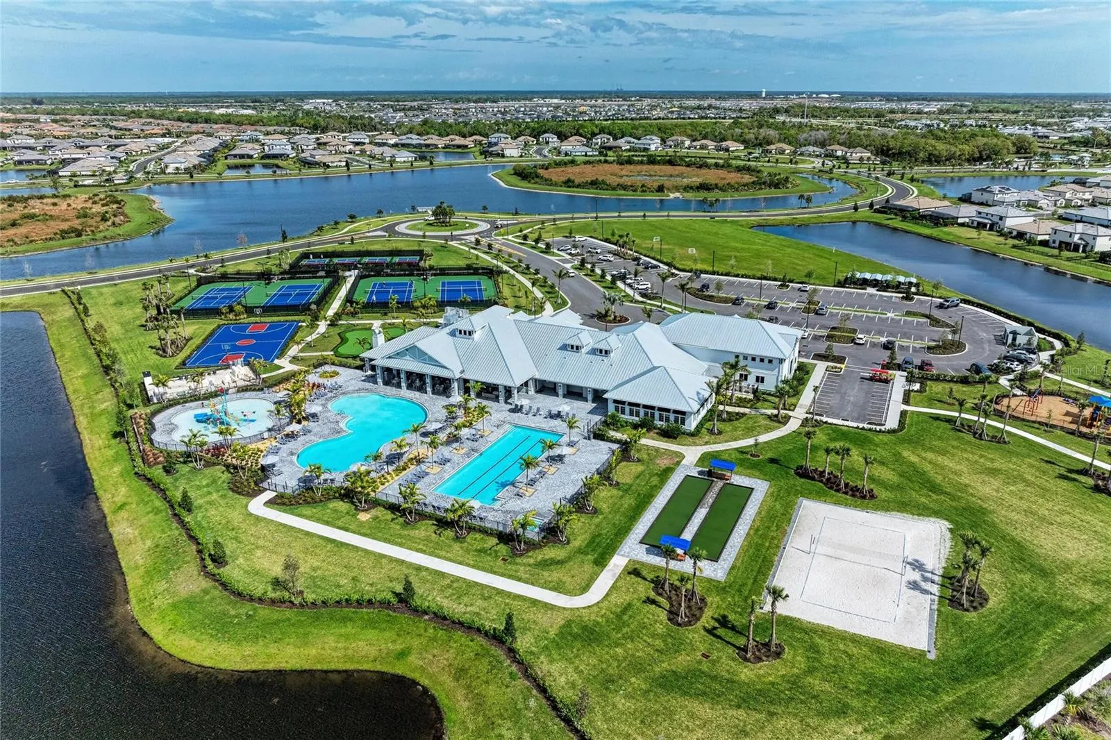 15332 SERENE SHORES LOOP