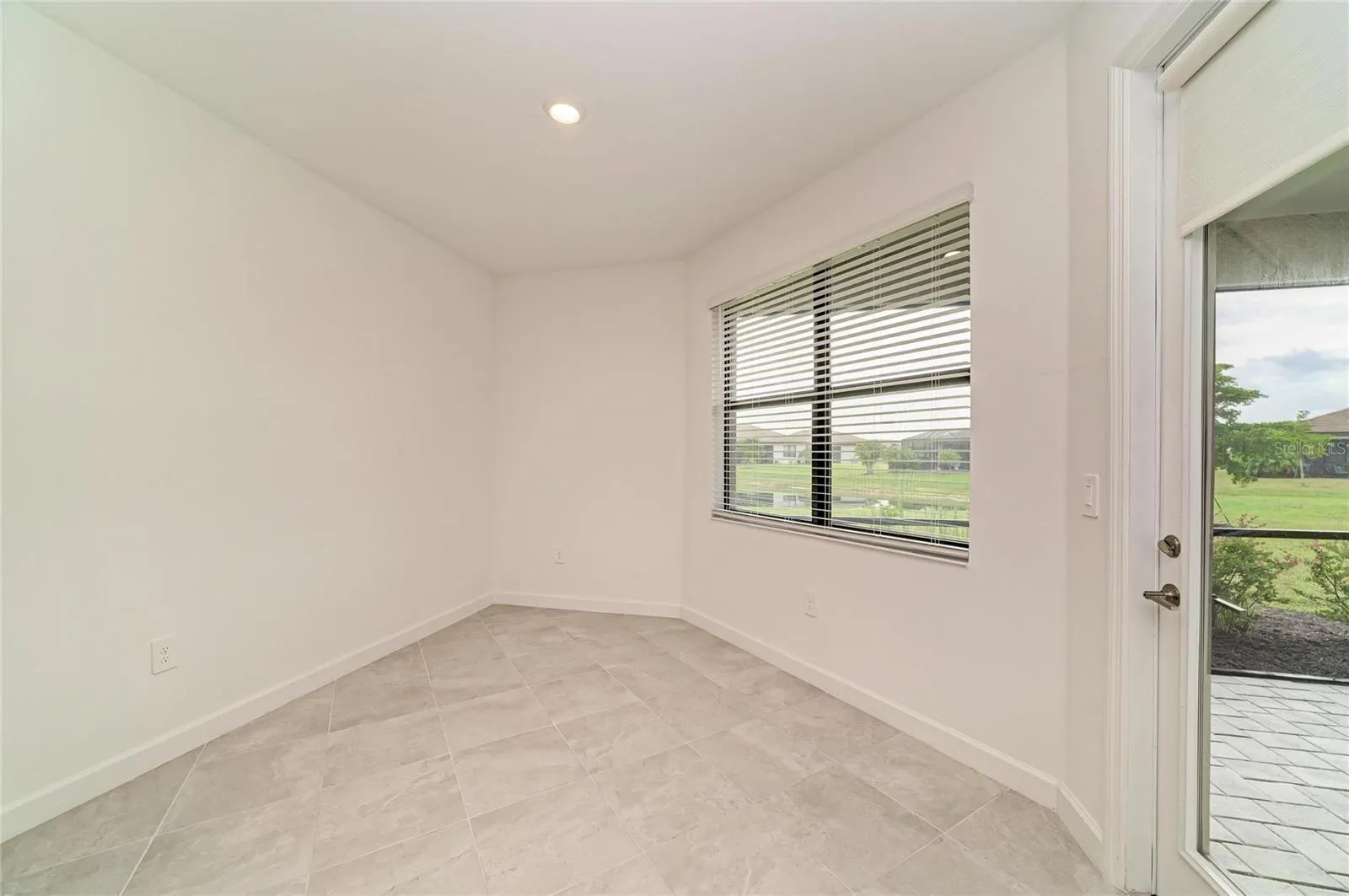 15332 SERENE SHORES LOOP