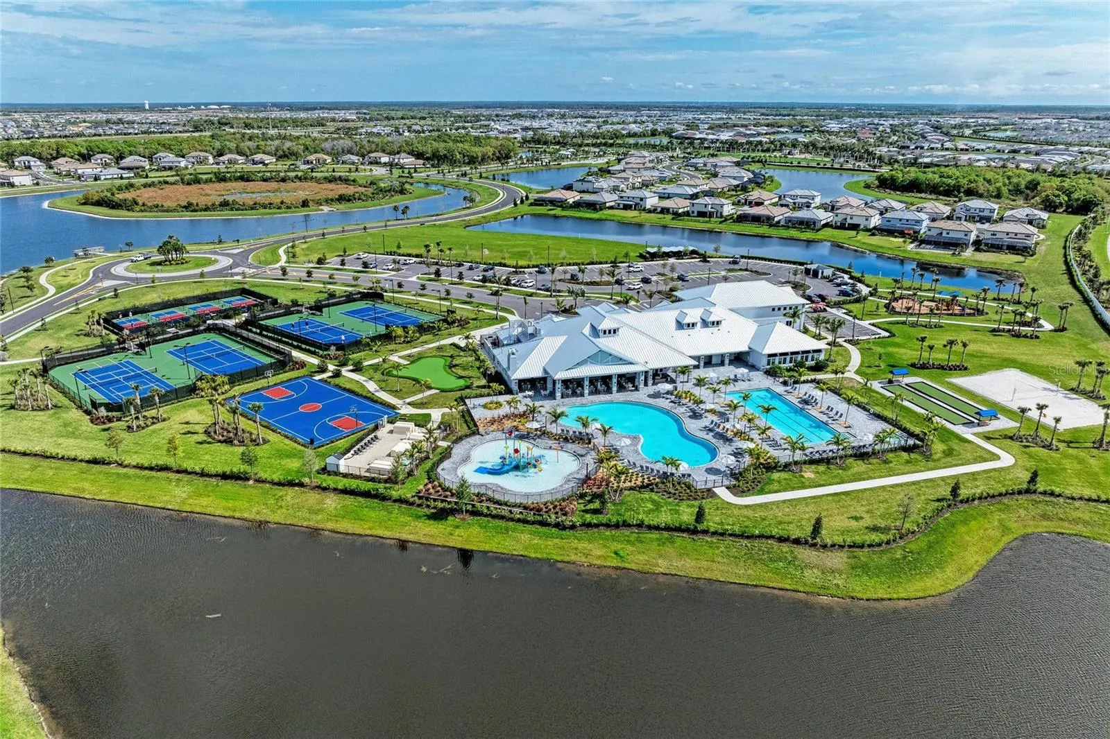 15332 SERENE SHORES LOOP
