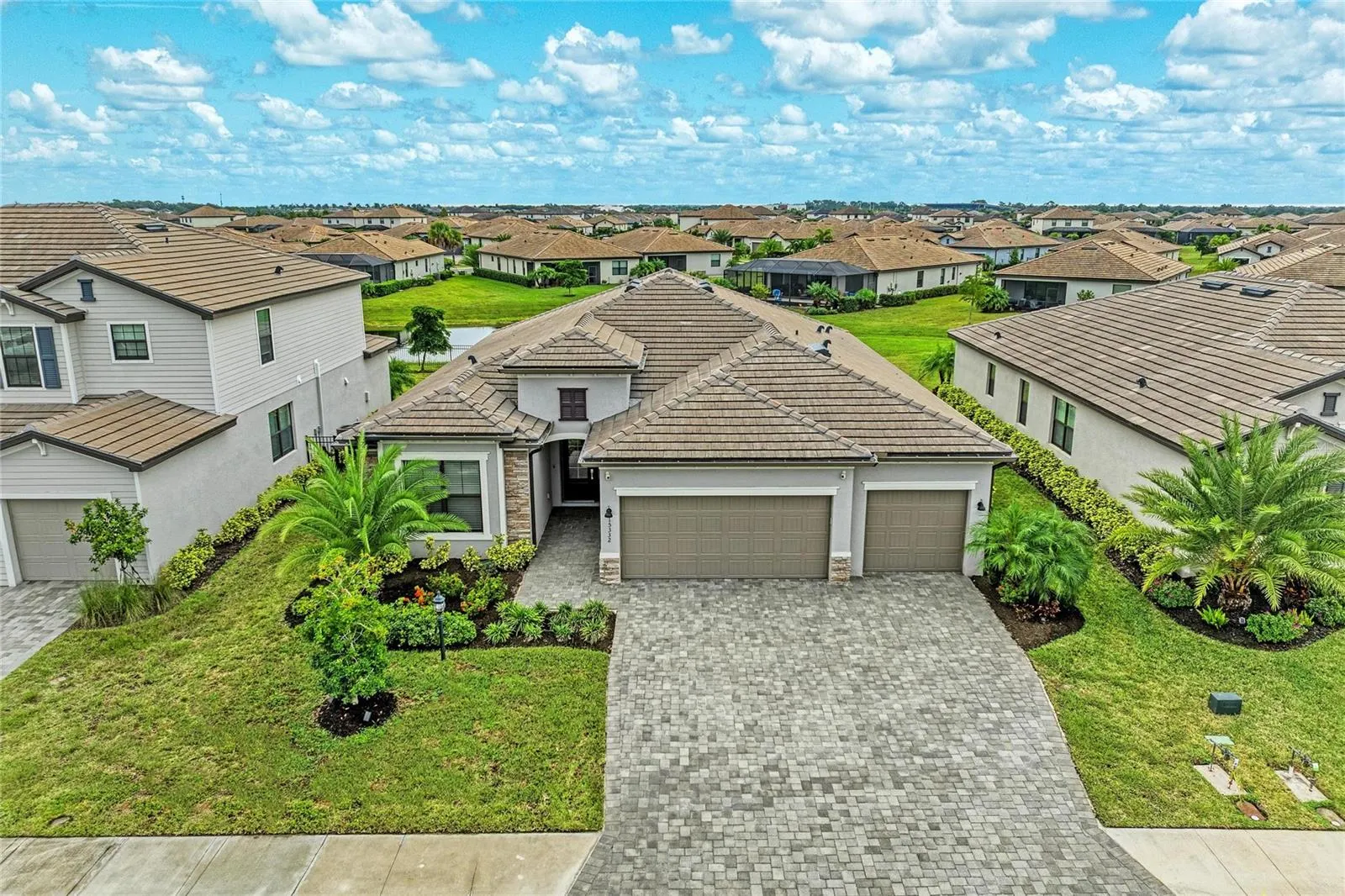 15332 SERENE SHORES LOOP