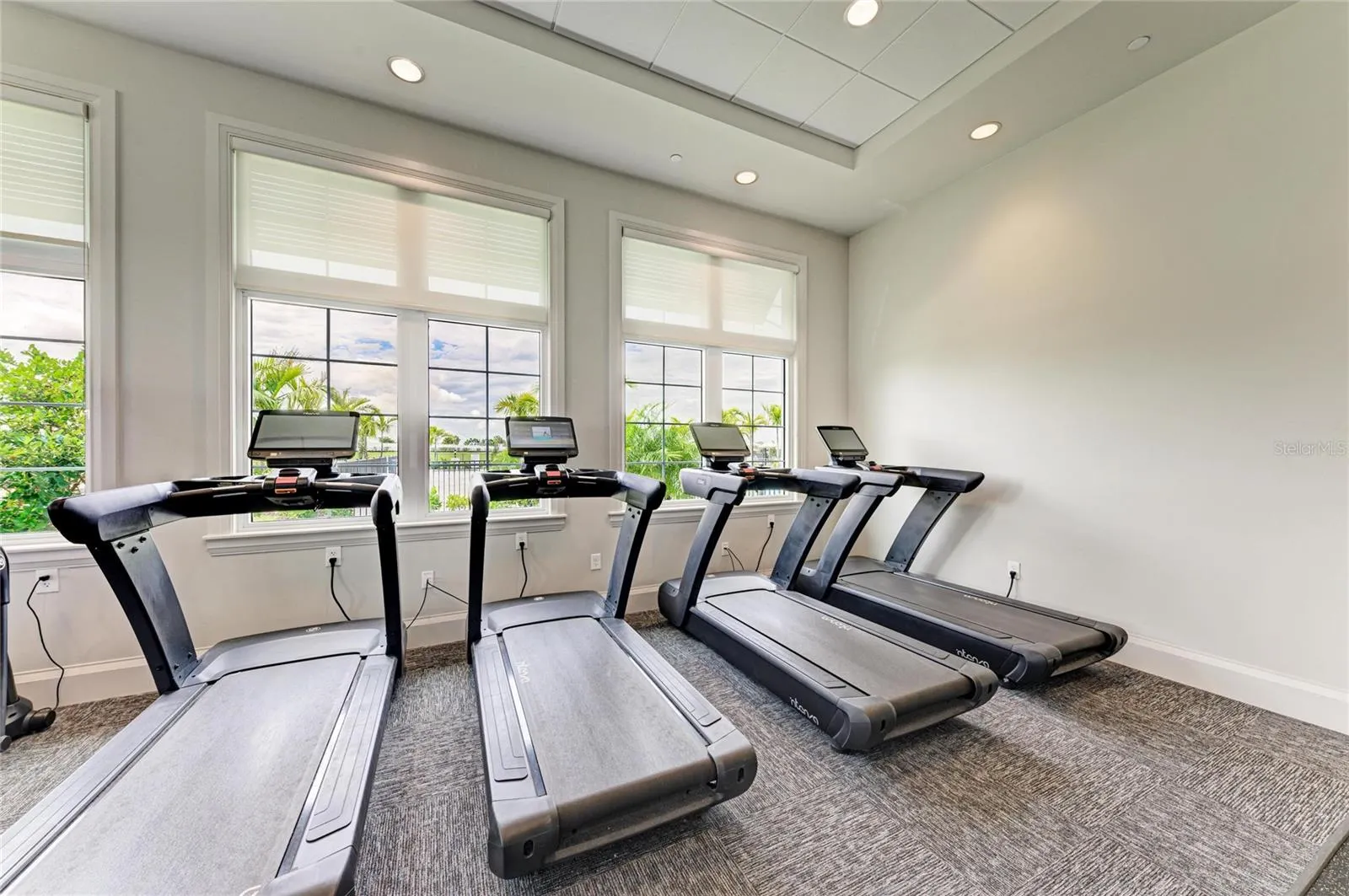 15332 SERENE SHORES LOOP