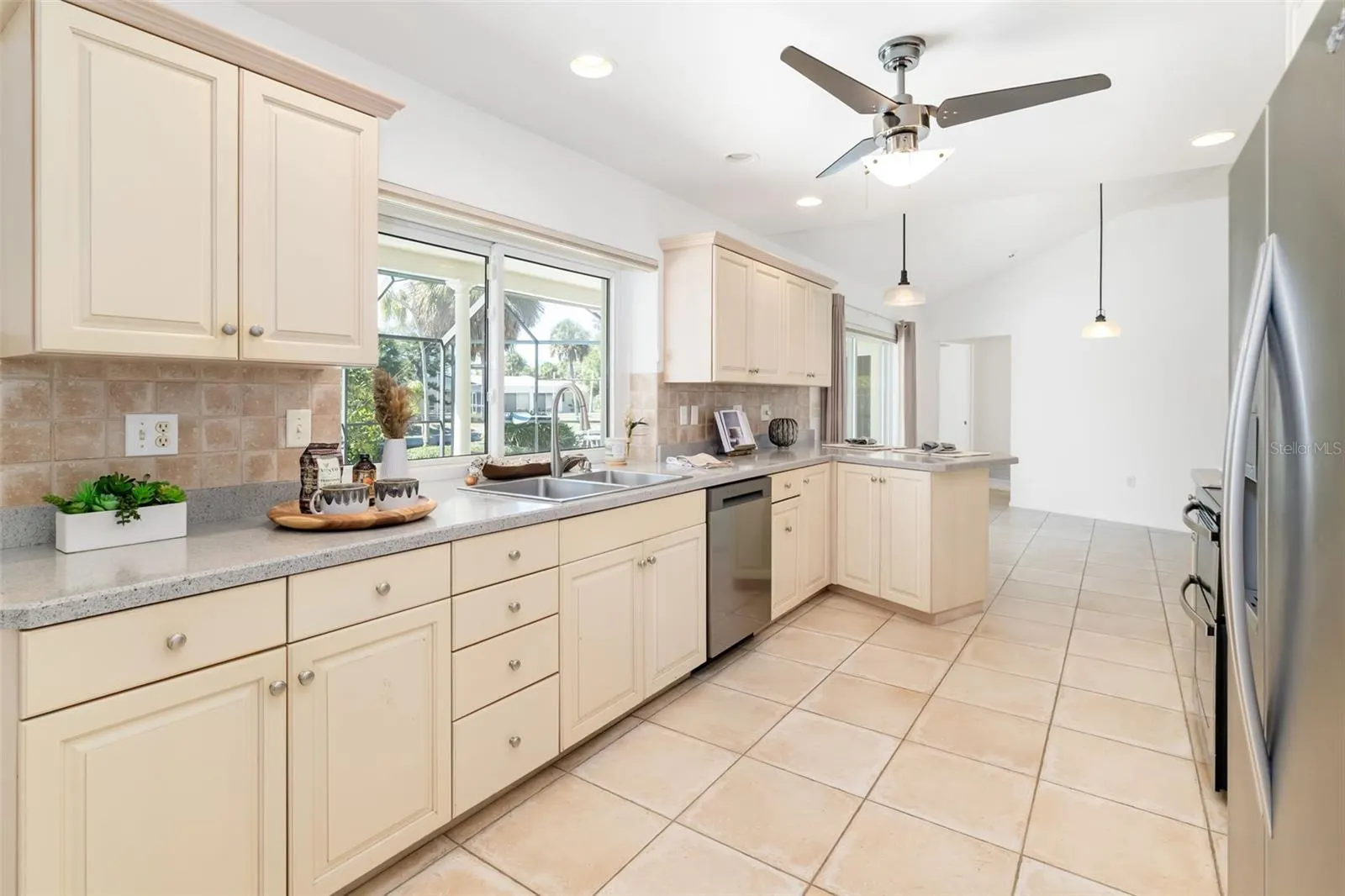 5456 AZURE WAY