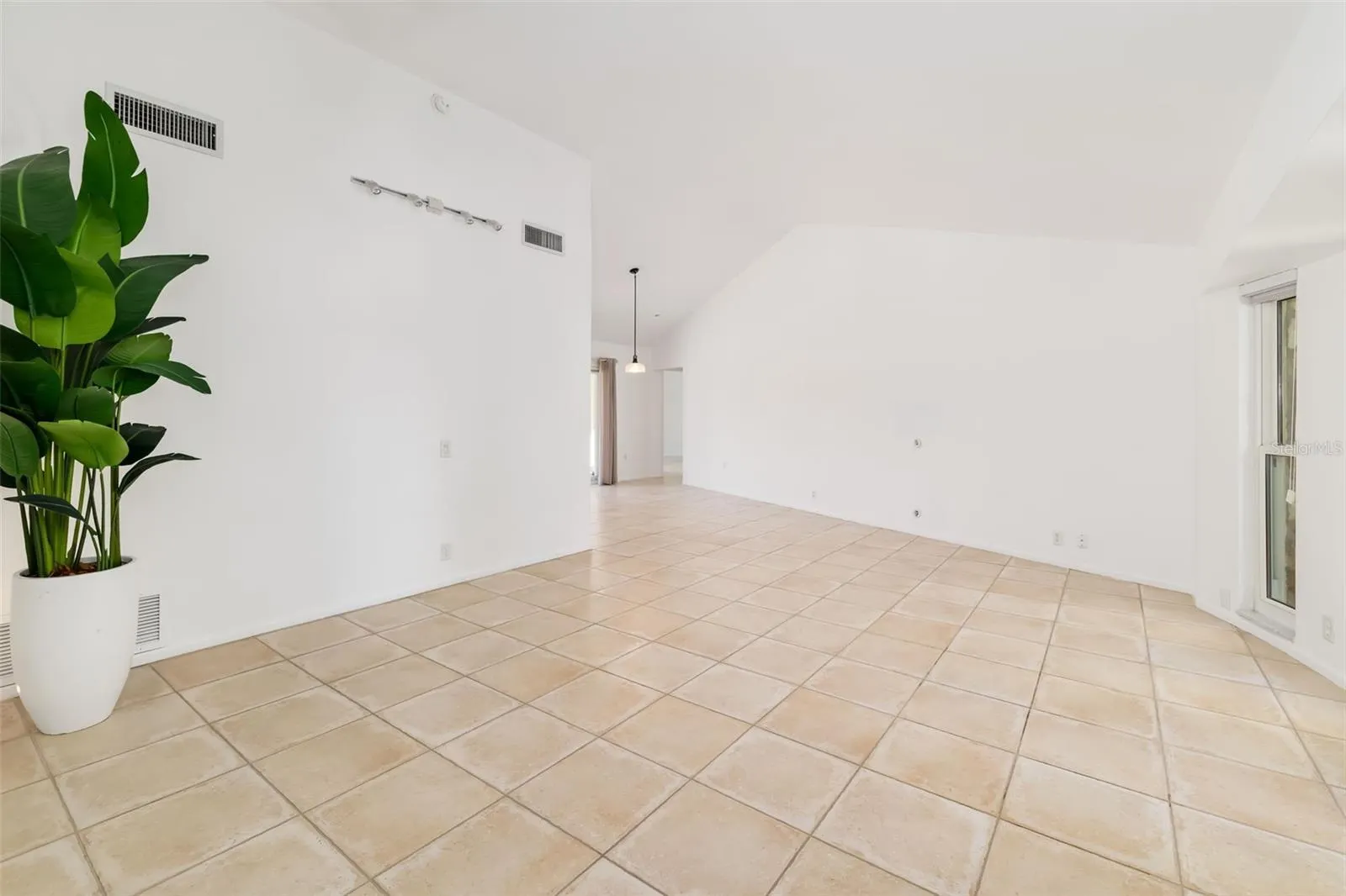 5456 AZURE WAY