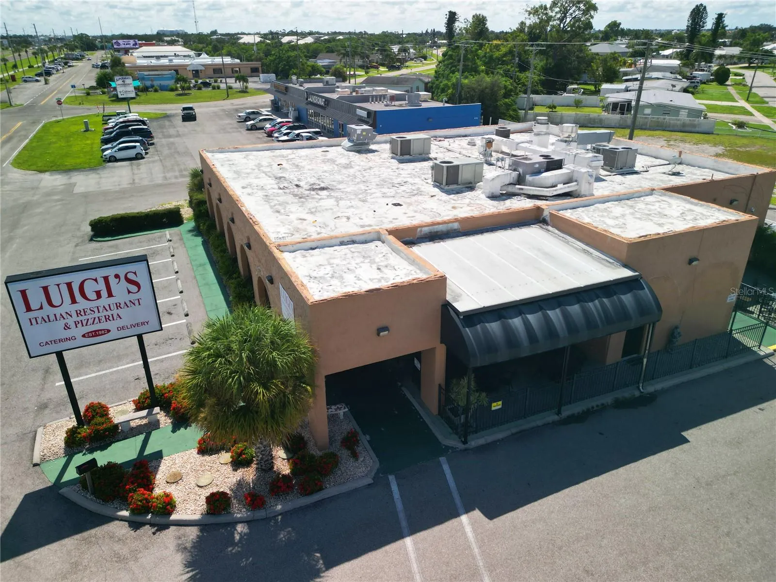 3883 TAMIAMI TRL