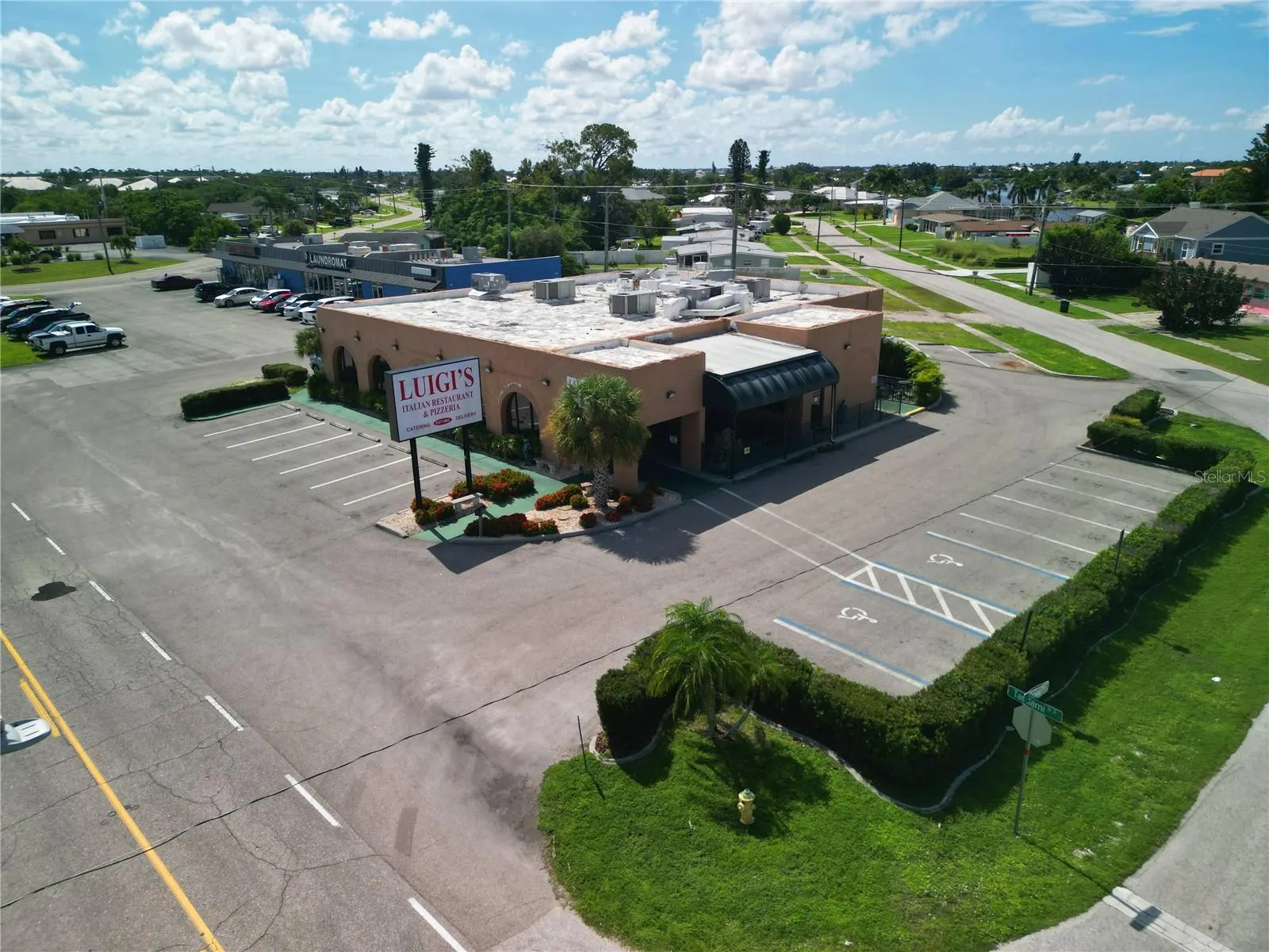 3883 TAMIAMI TRL