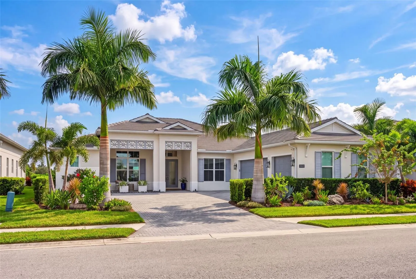 8448 CANE BAY CT