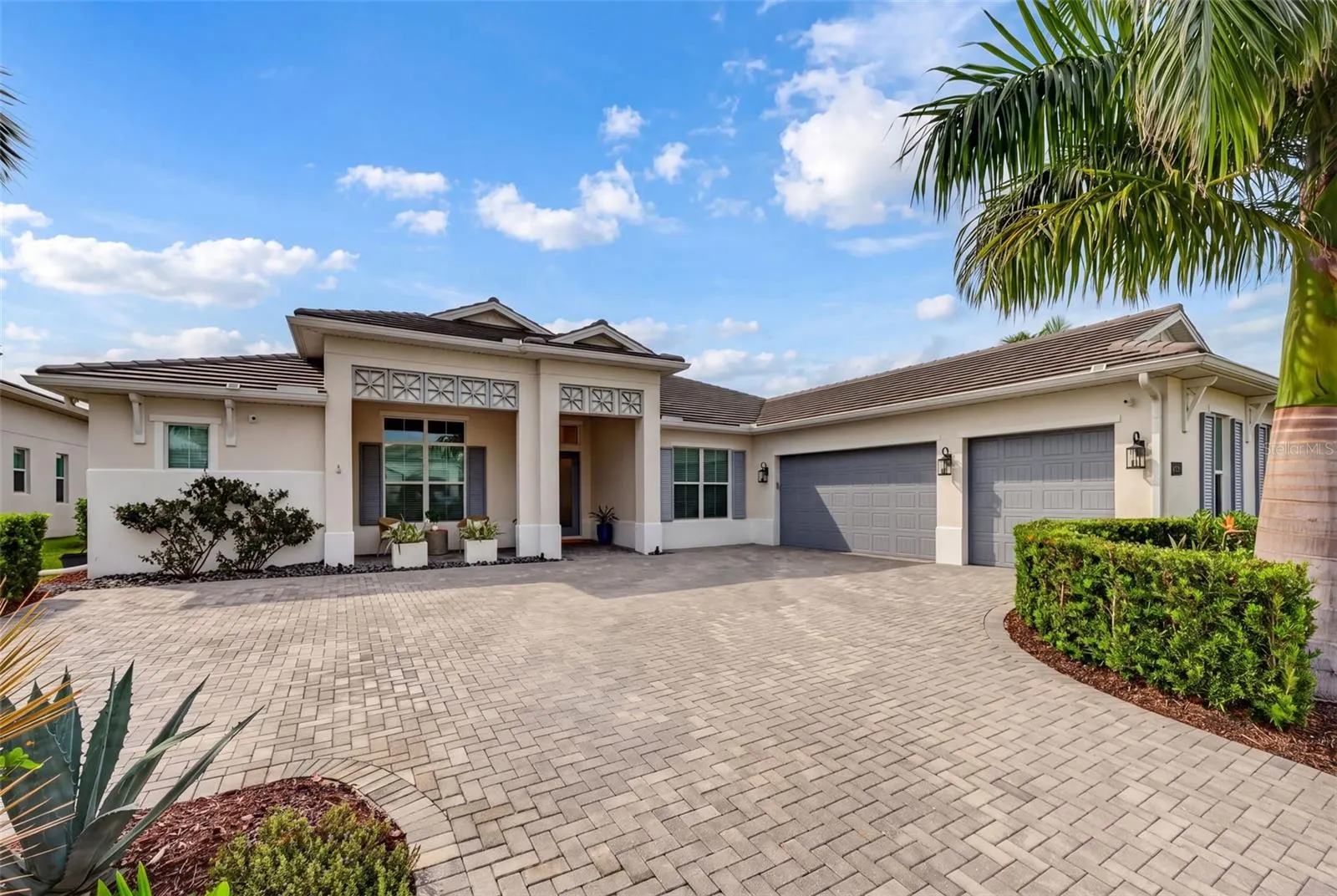 8448 CANE BAY CT