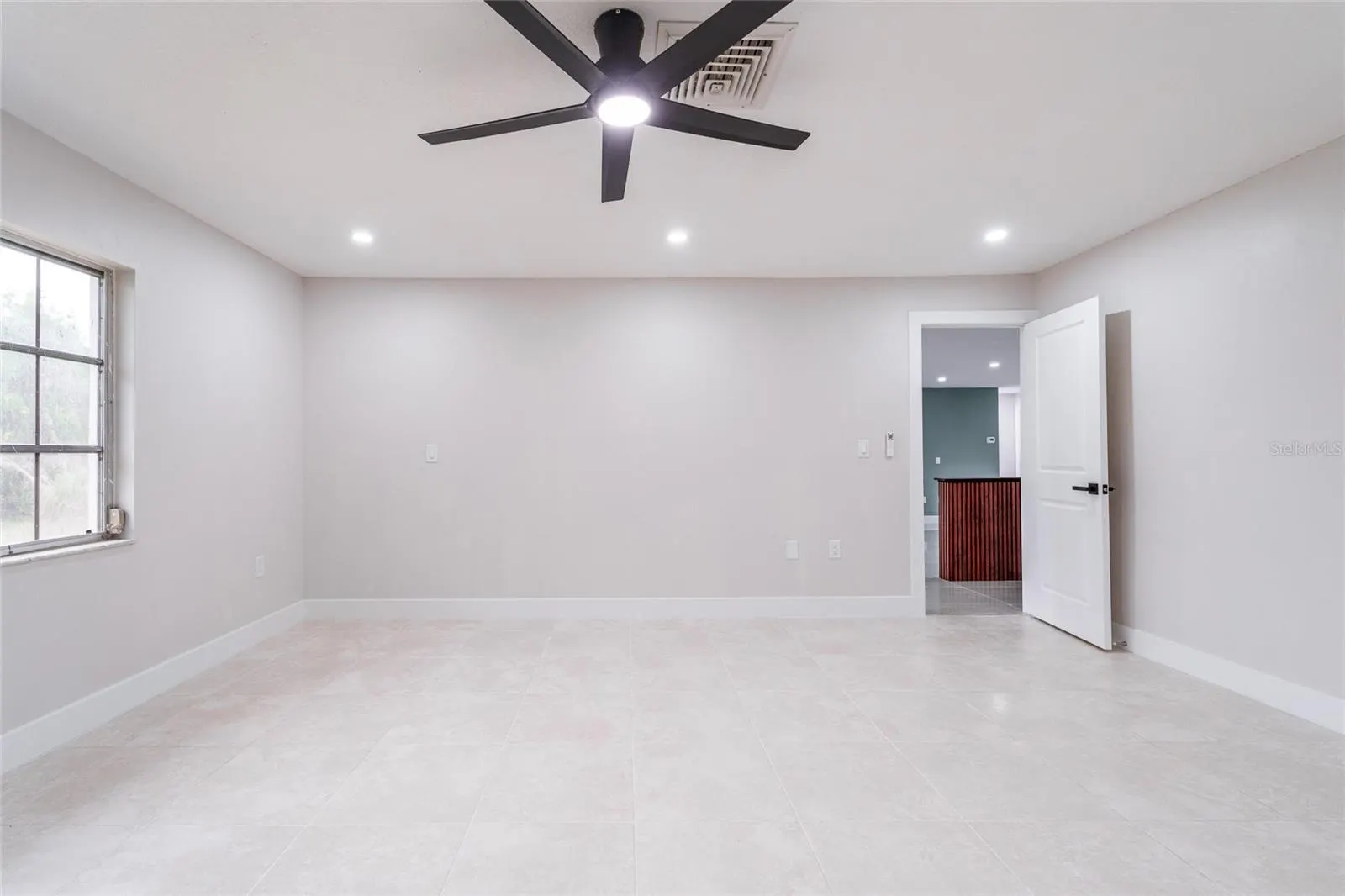 1149 S CYPRESS POINT DR