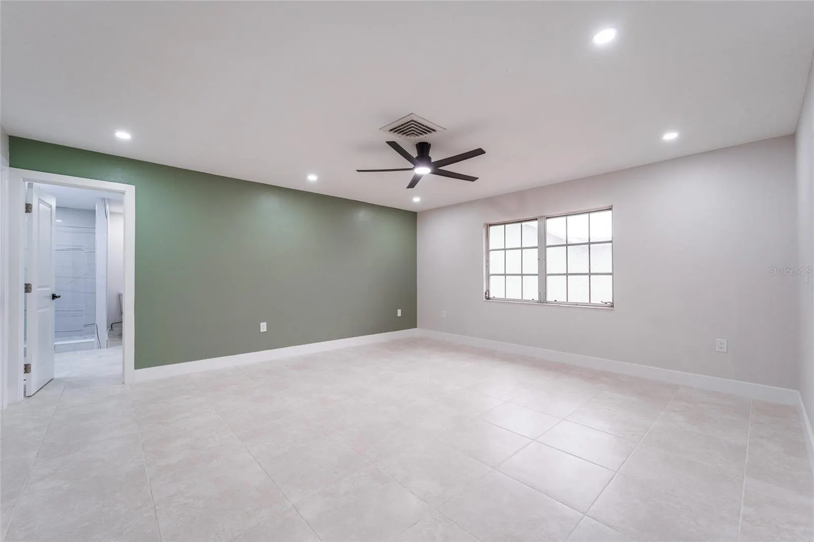 1149 S CYPRESS POINT DR