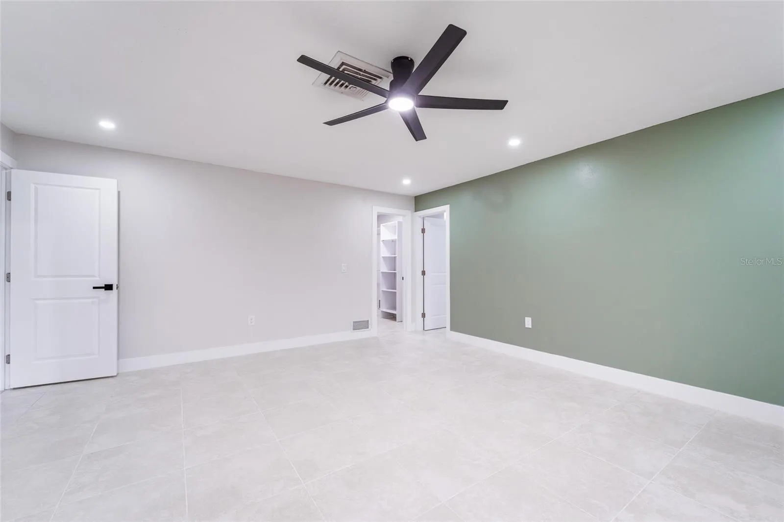 1149 S CYPRESS POINT DR