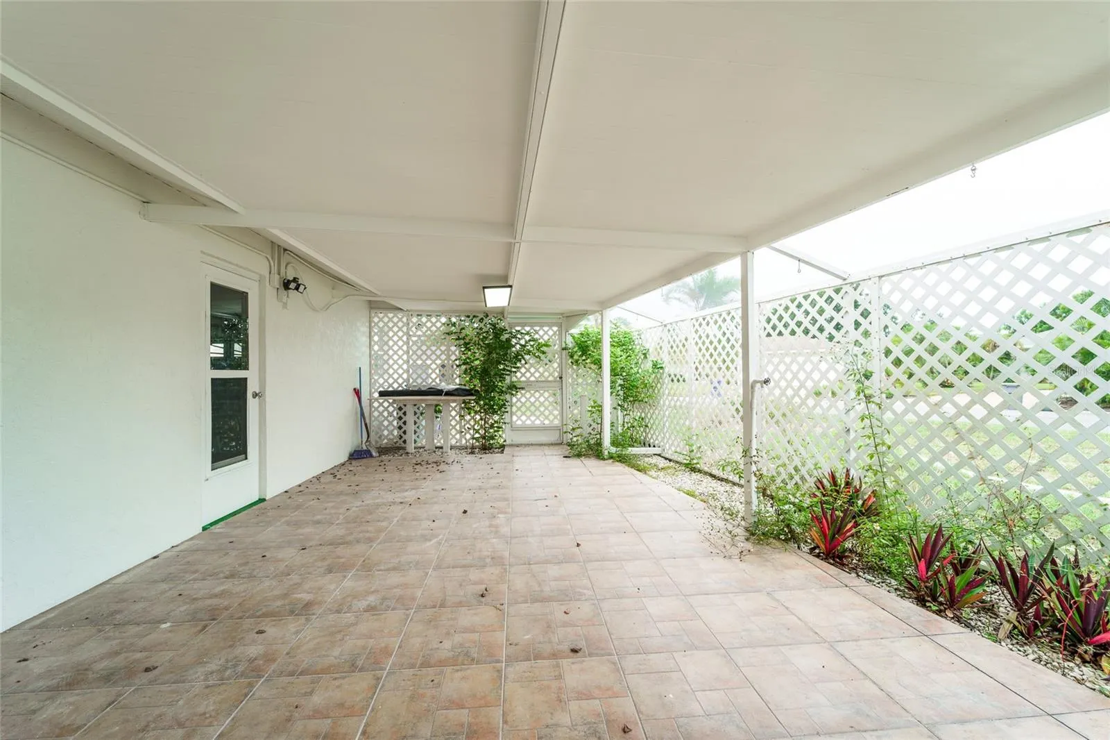 1149 S CYPRESS POINT DR