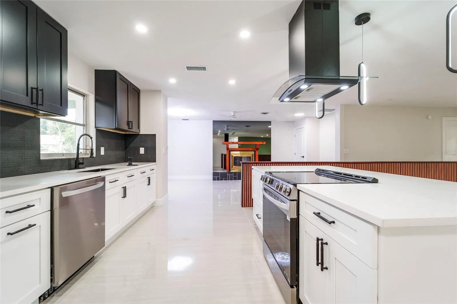 1149 S CYPRESS POINT DR
