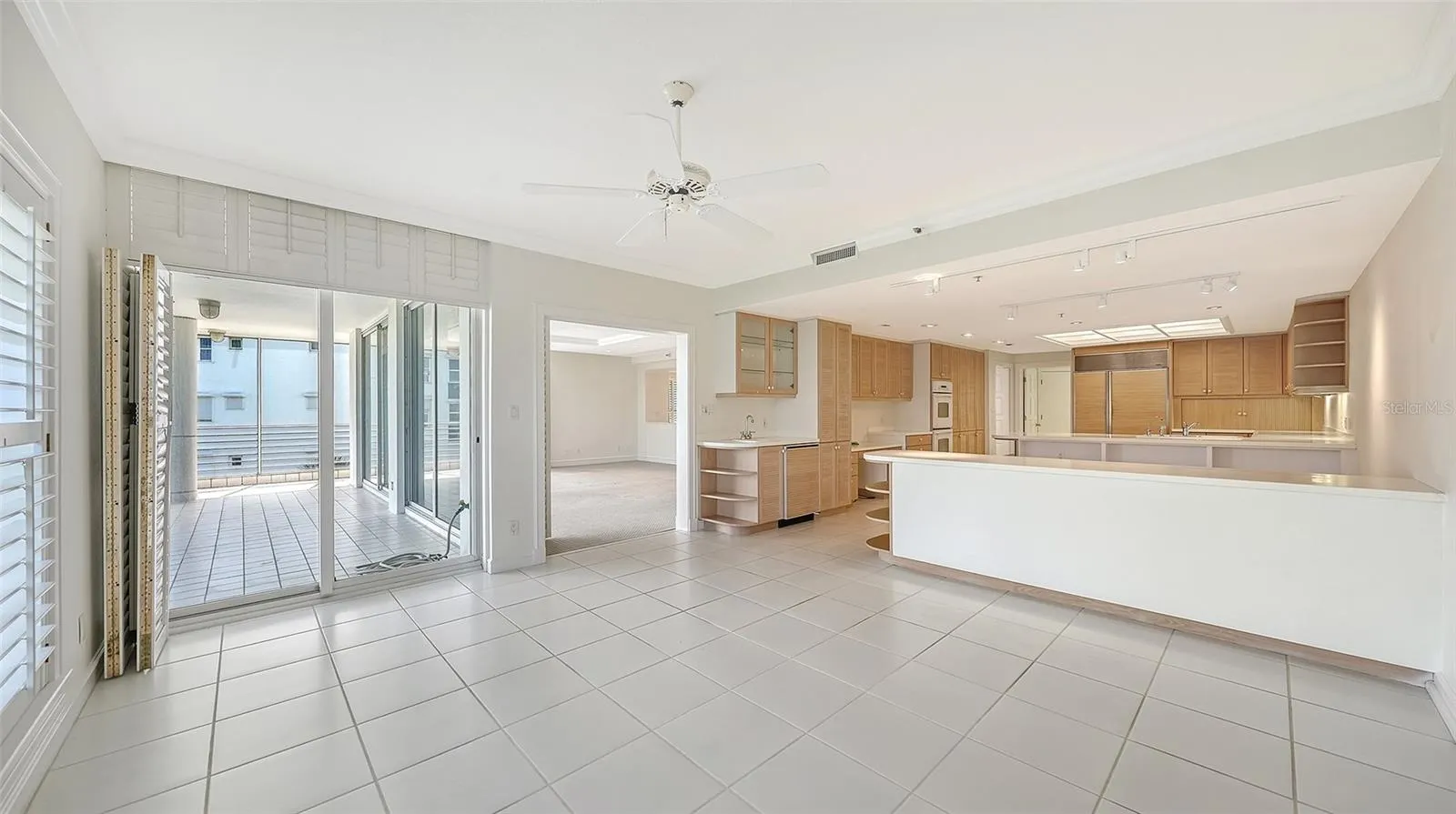 2550 HARBOURSIDE DR #334 #334