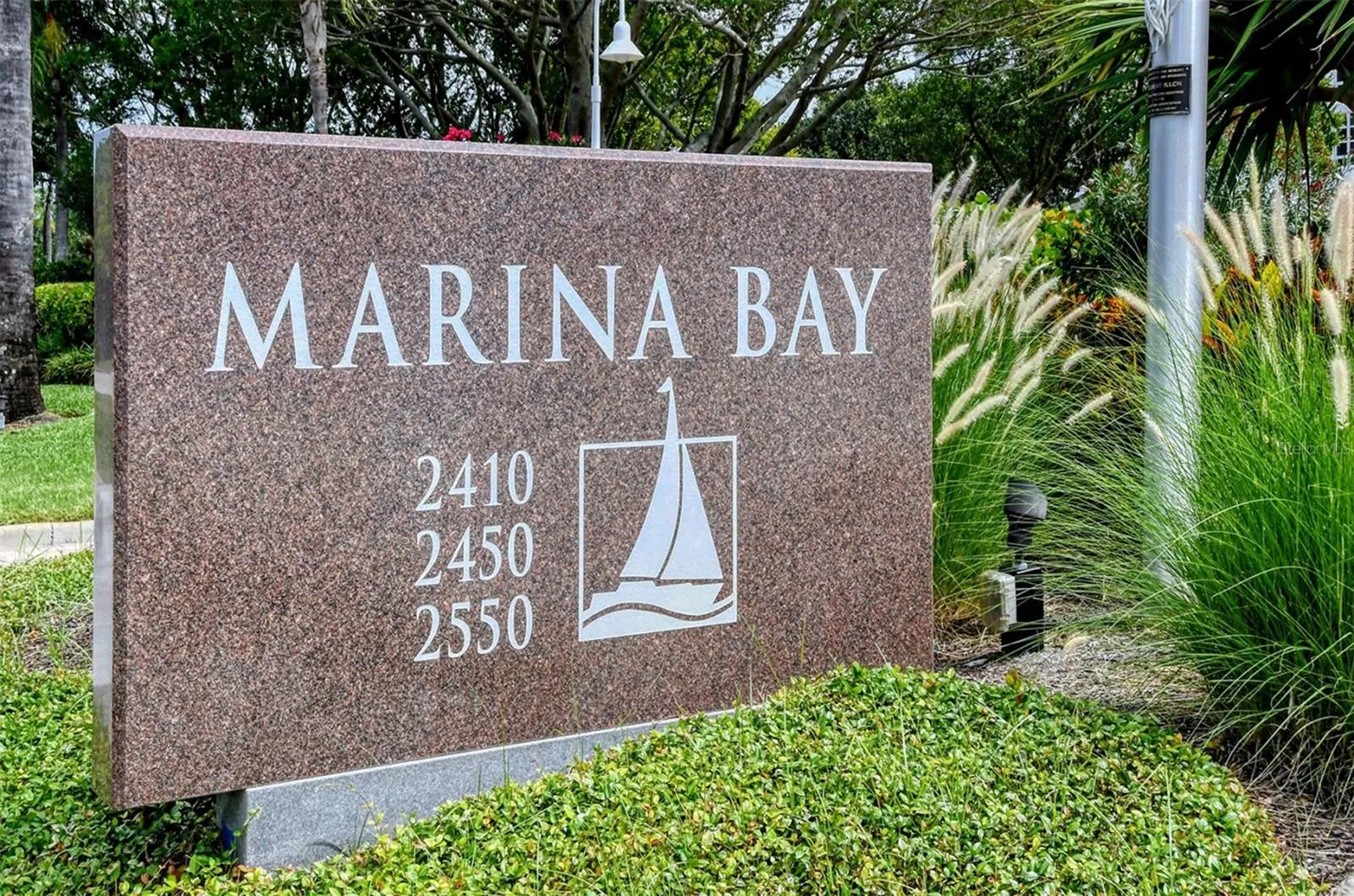 2550 HARBOURSIDE DR #334 #334