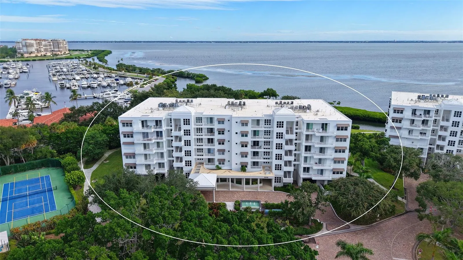 2550 HARBOURSIDE DR #334 #334