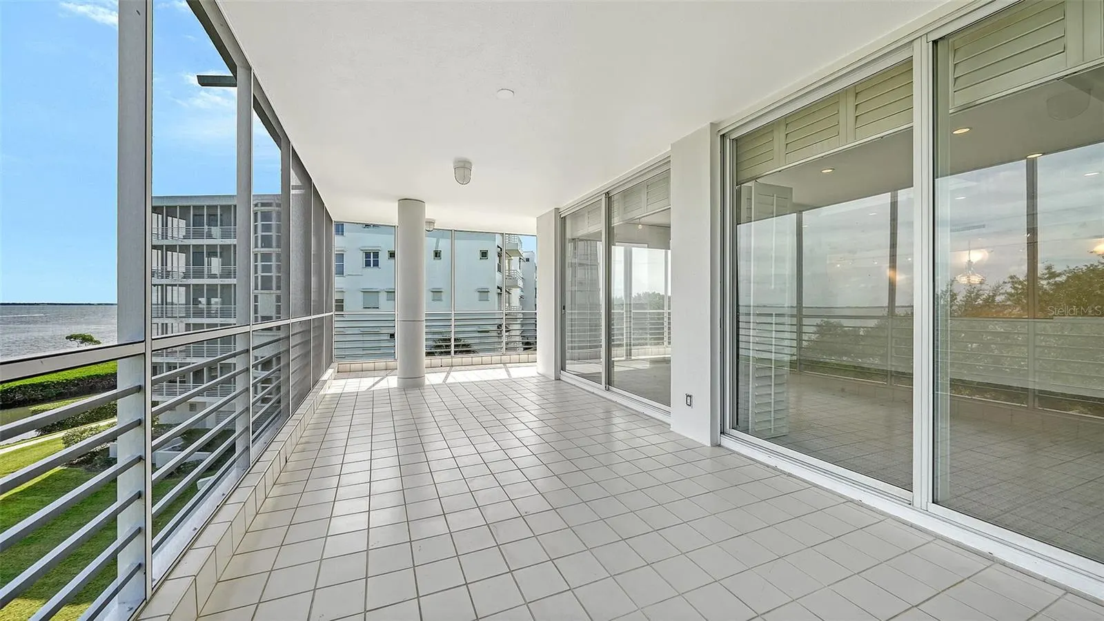 2550 HARBOURSIDE DR #334 #334