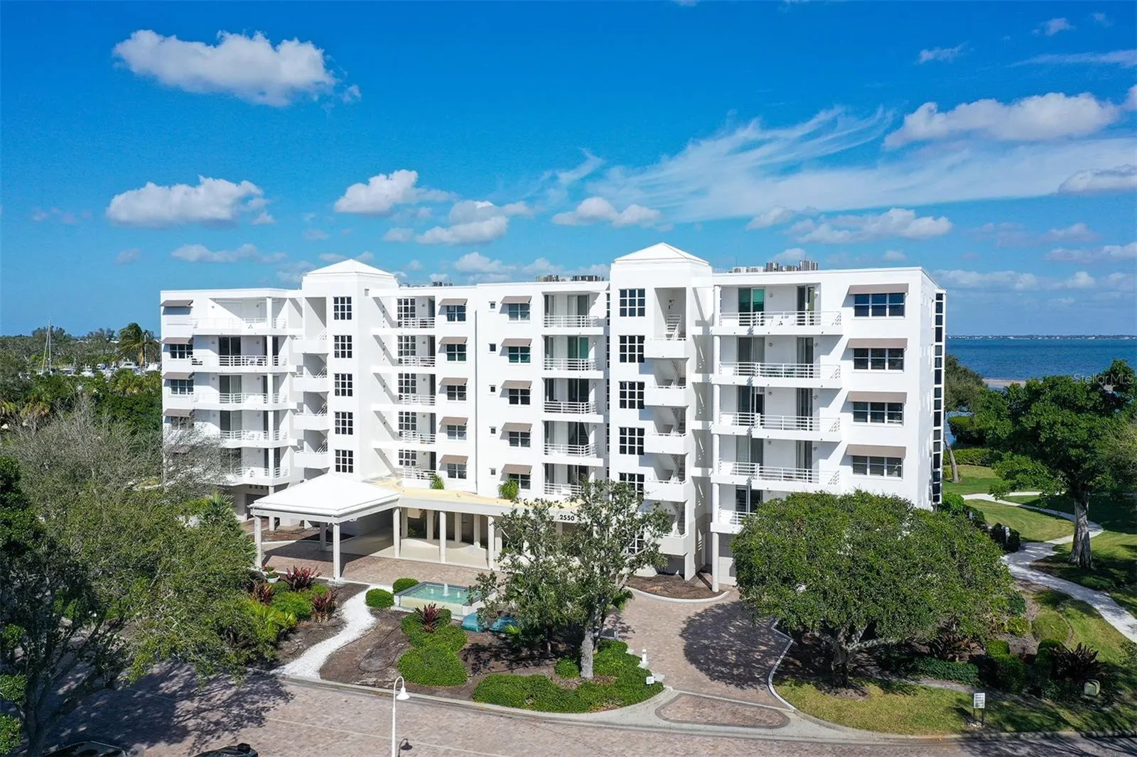 2550 HARBOURSIDE DR #334 #334