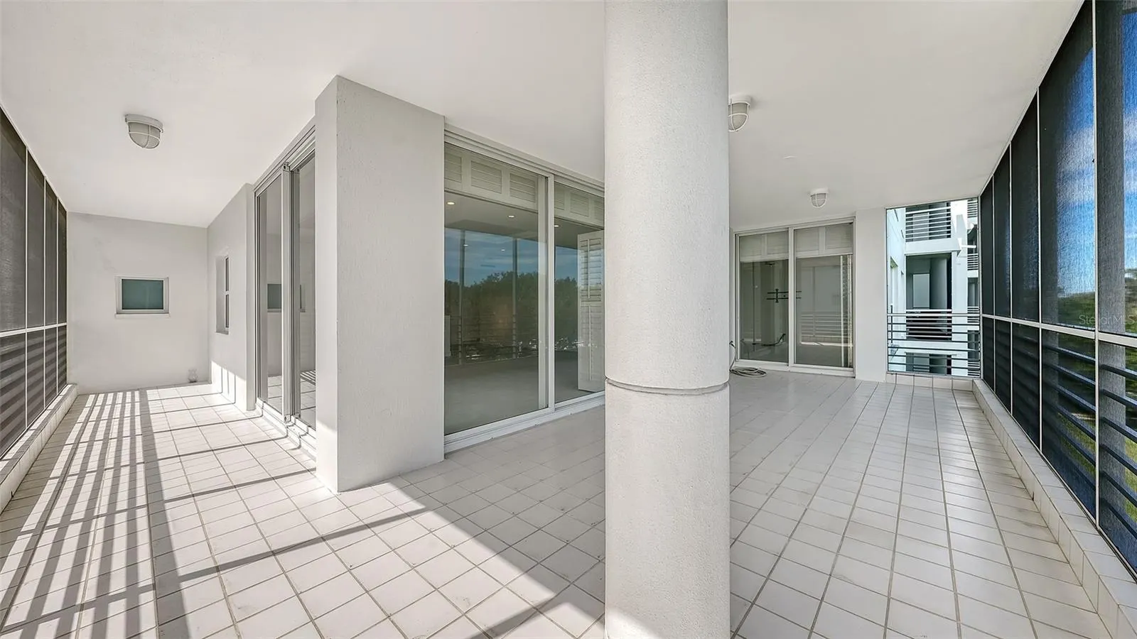 2550 HARBOURSIDE DR #334 #334