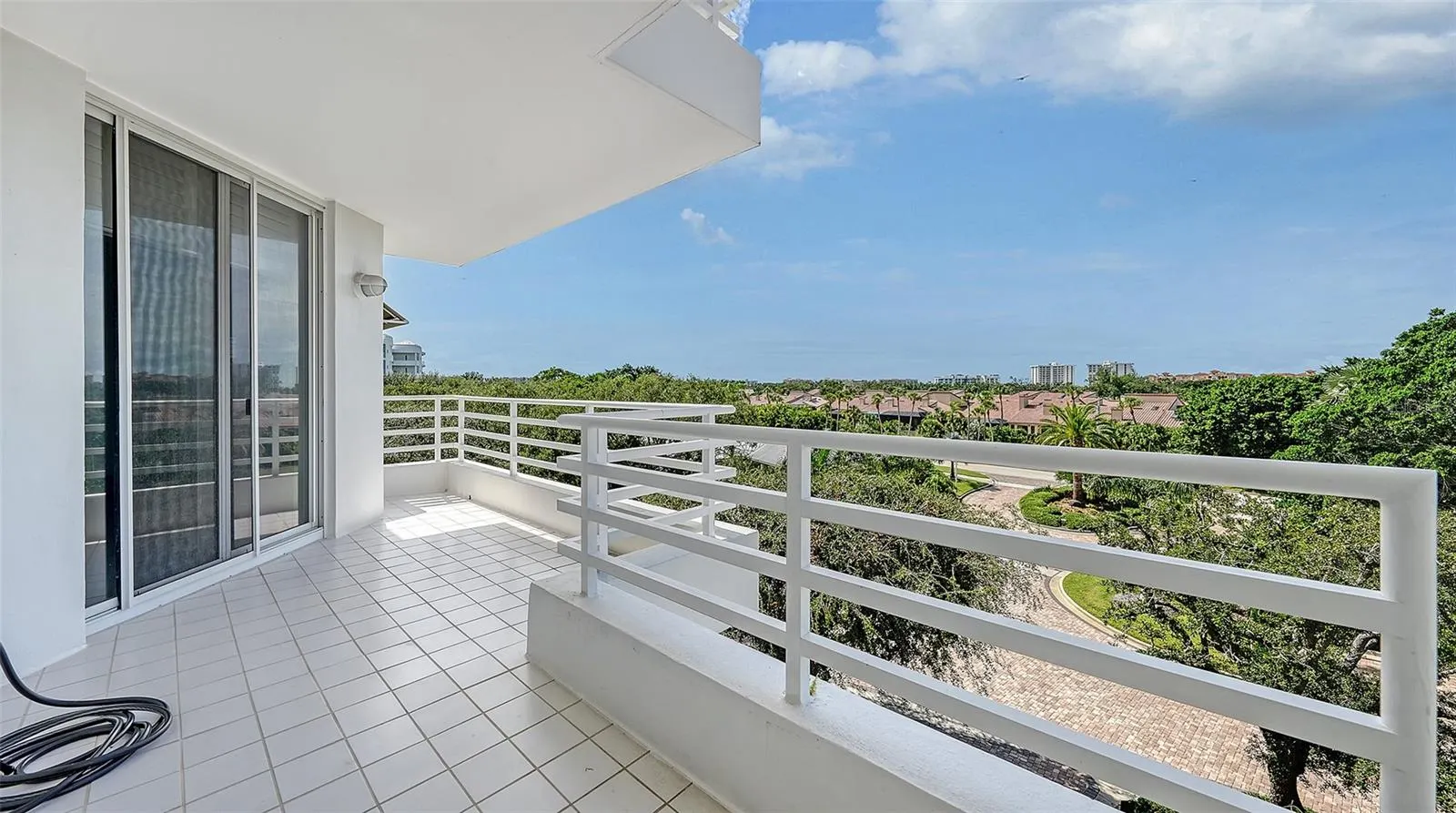 2550 HARBOURSIDE DR #334 #334