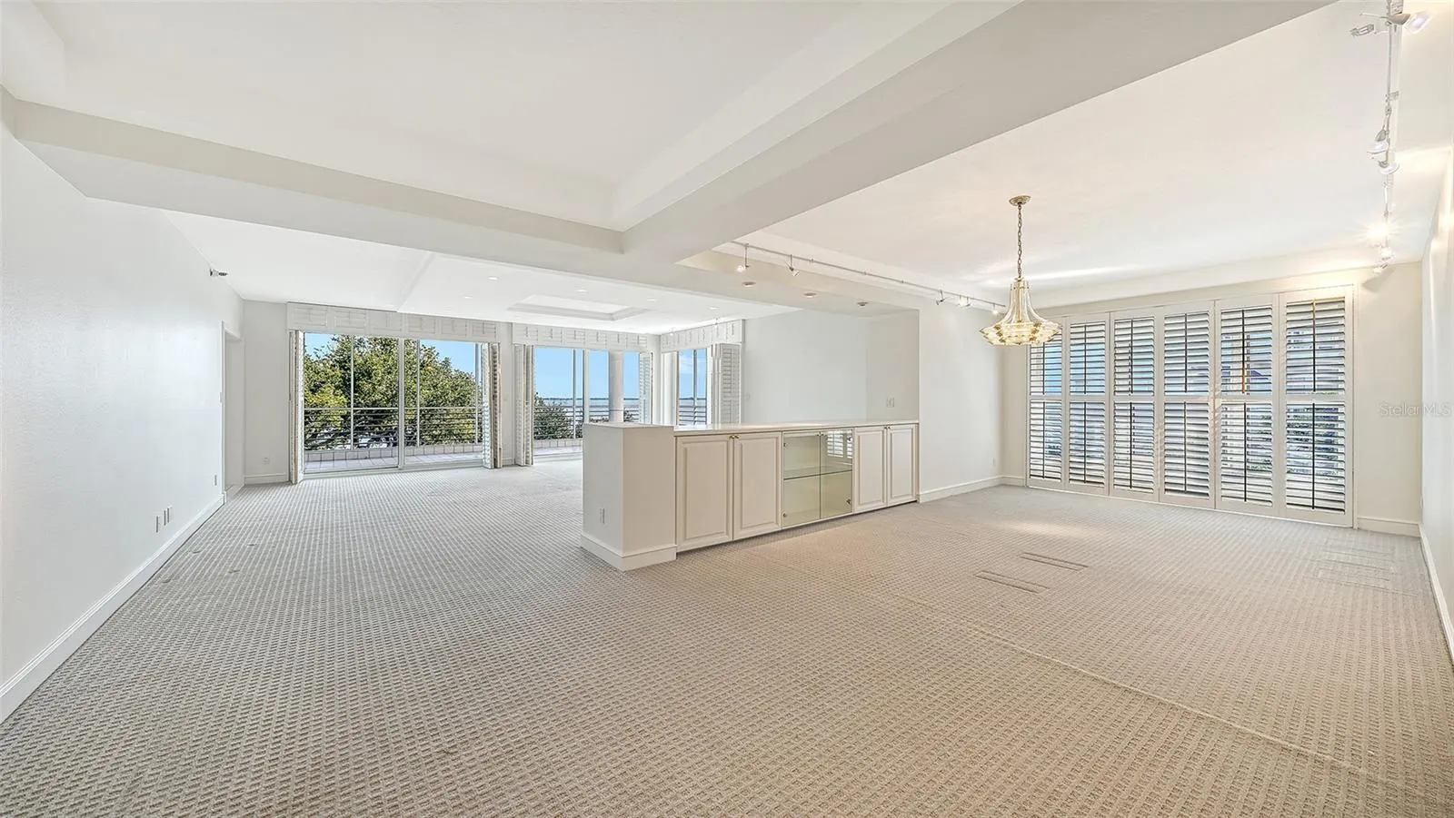 2550 HARBOURSIDE DR #334 #334
