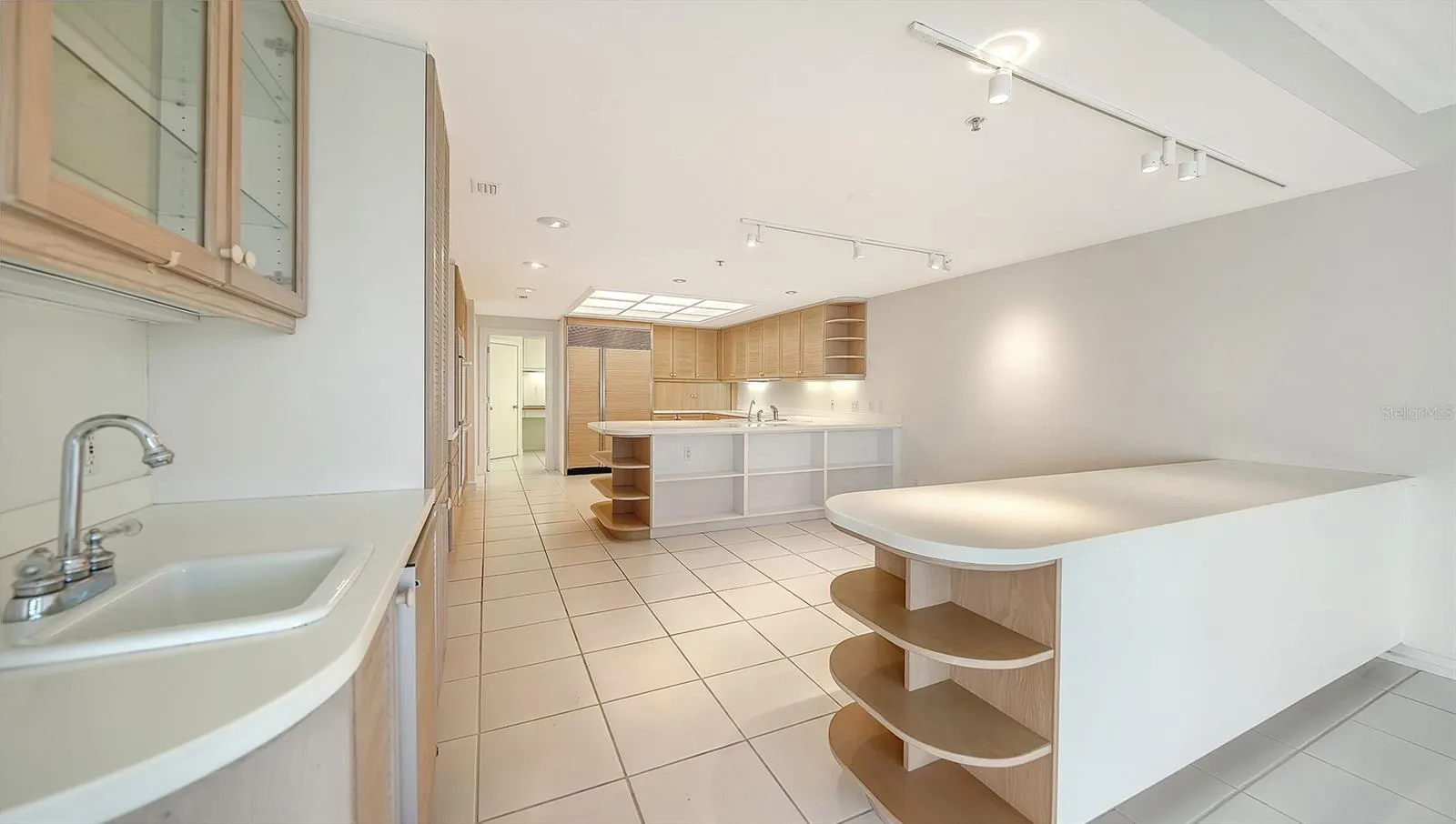 2550 HARBOURSIDE DR #334 #334