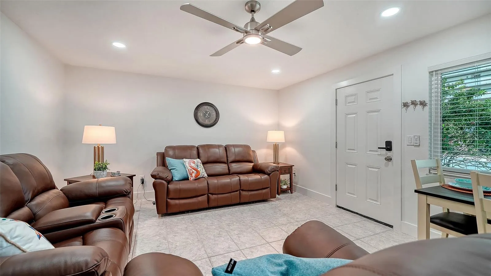 5950 MIDNIGHT PASS RD #201 #201