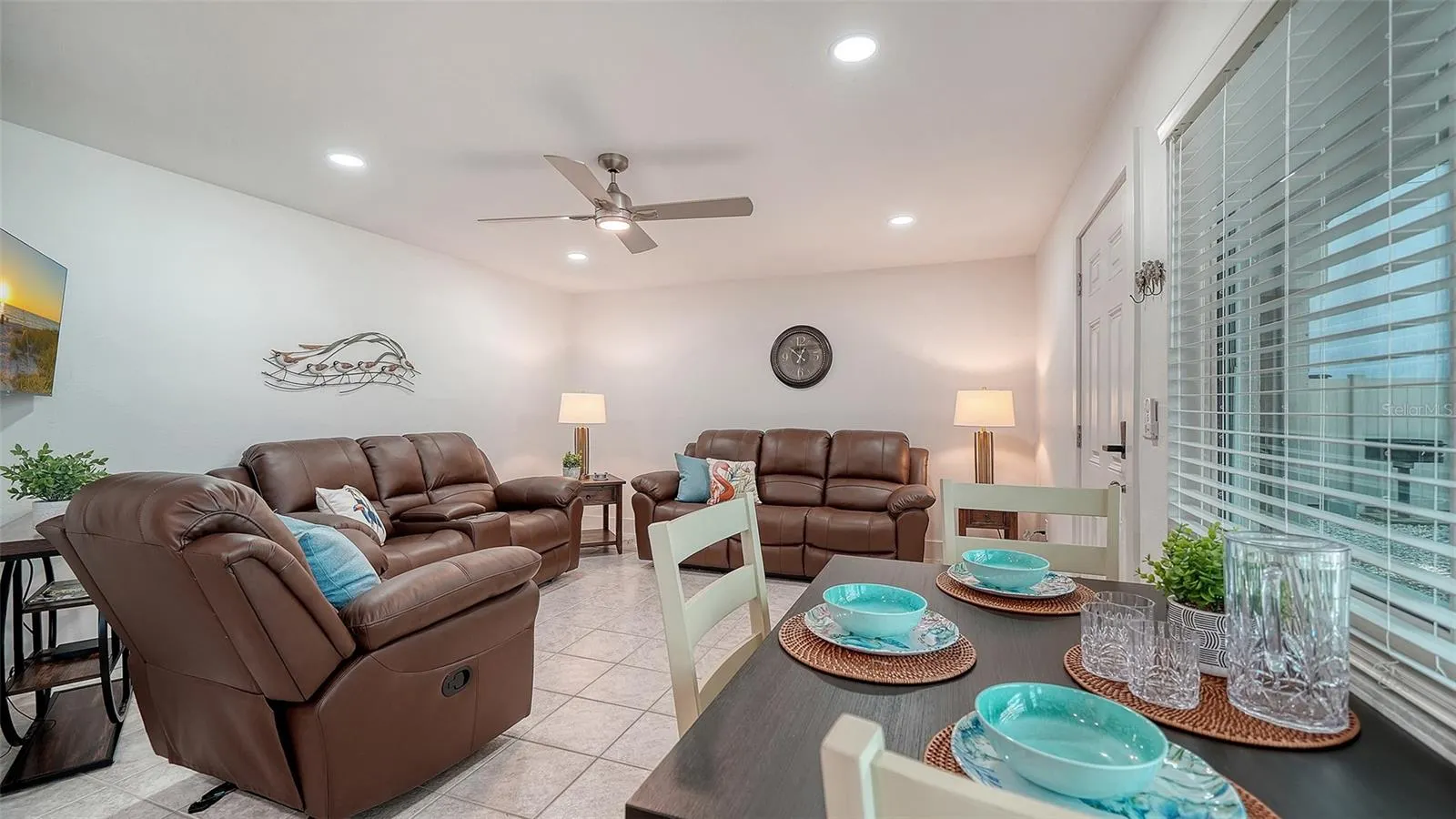 5950 MIDNIGHT PASS RD #201 #201