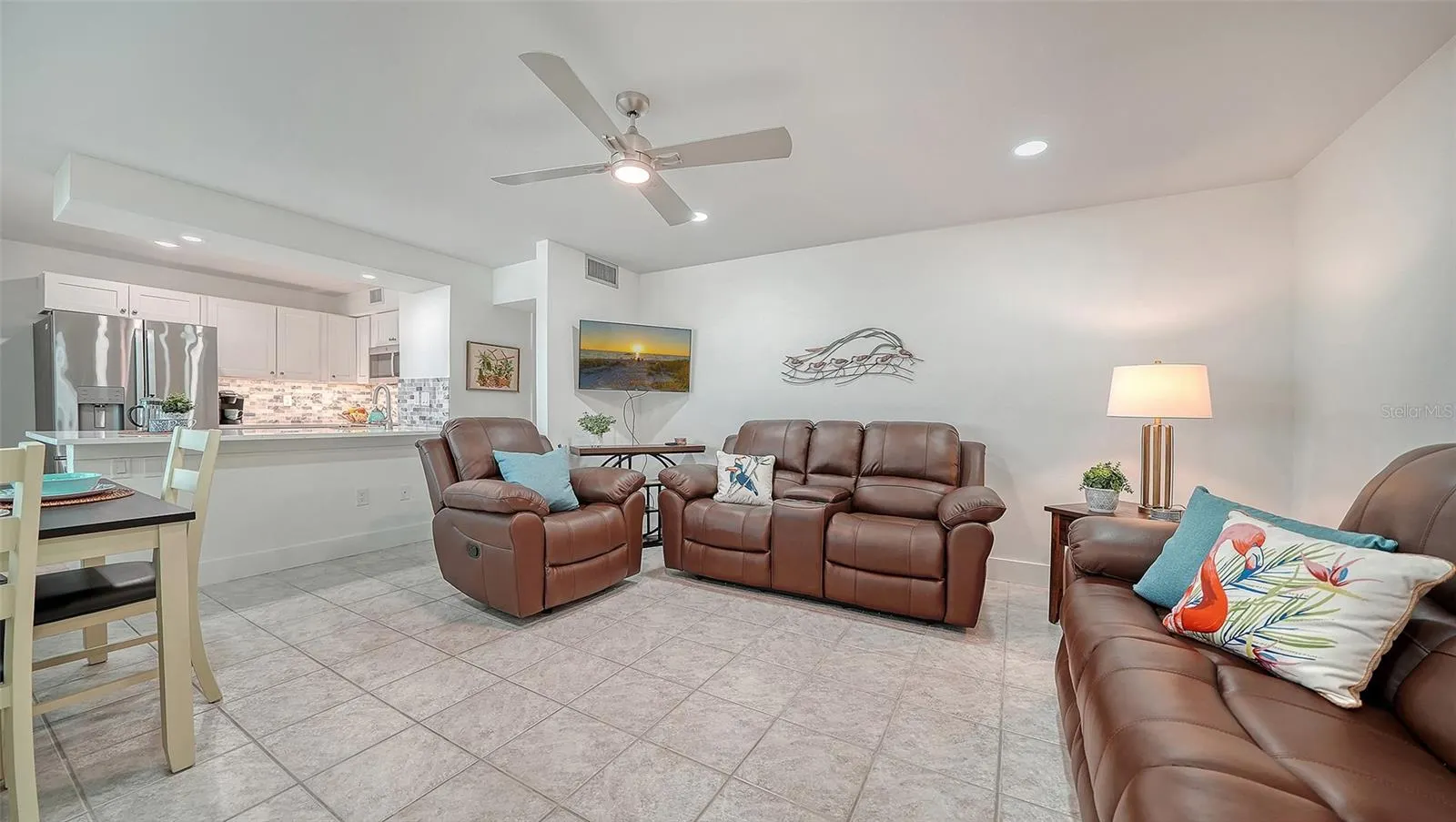5950 MIDNIGHT PASS RD #201 #201