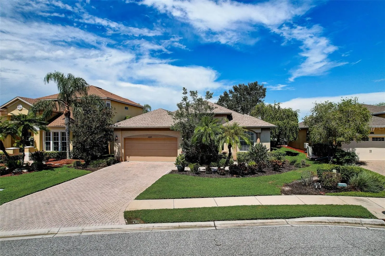 12207 LAVENDER LOOP