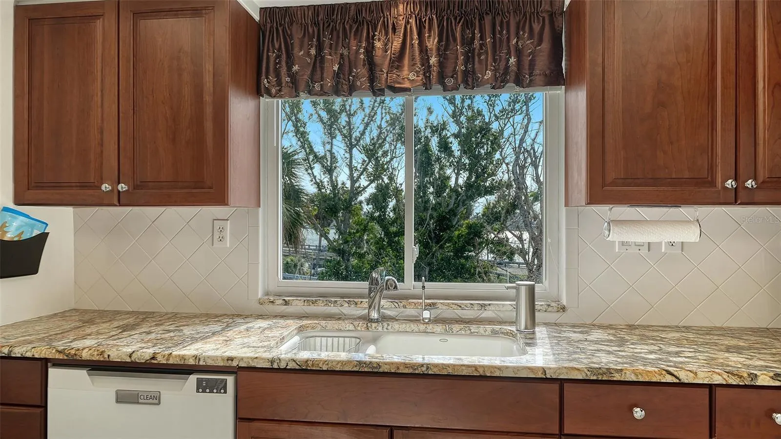 777 JOHN RINGLING BLVD #36 #36