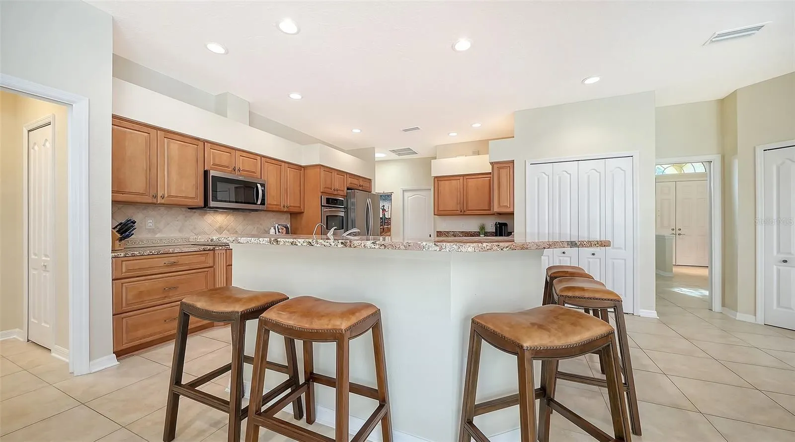8488 WOODBRIAR DR