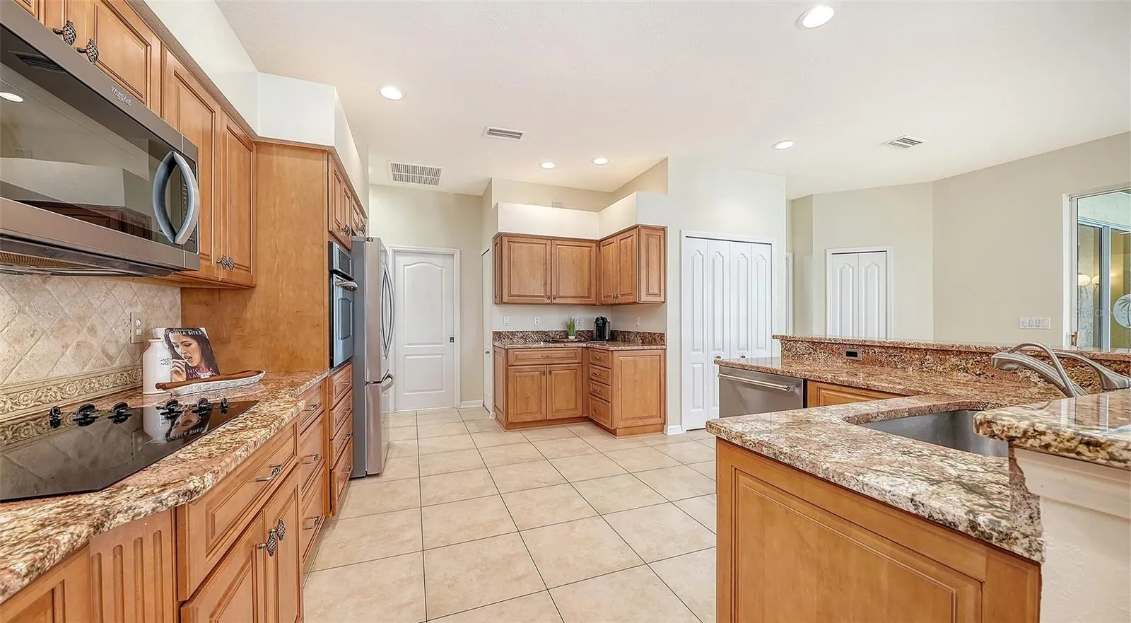 8488 WOODBRIAR DR