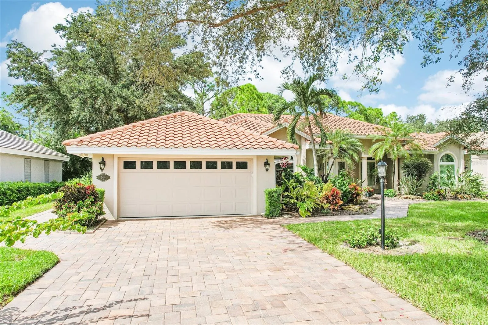 444 FIELDSTONE DR