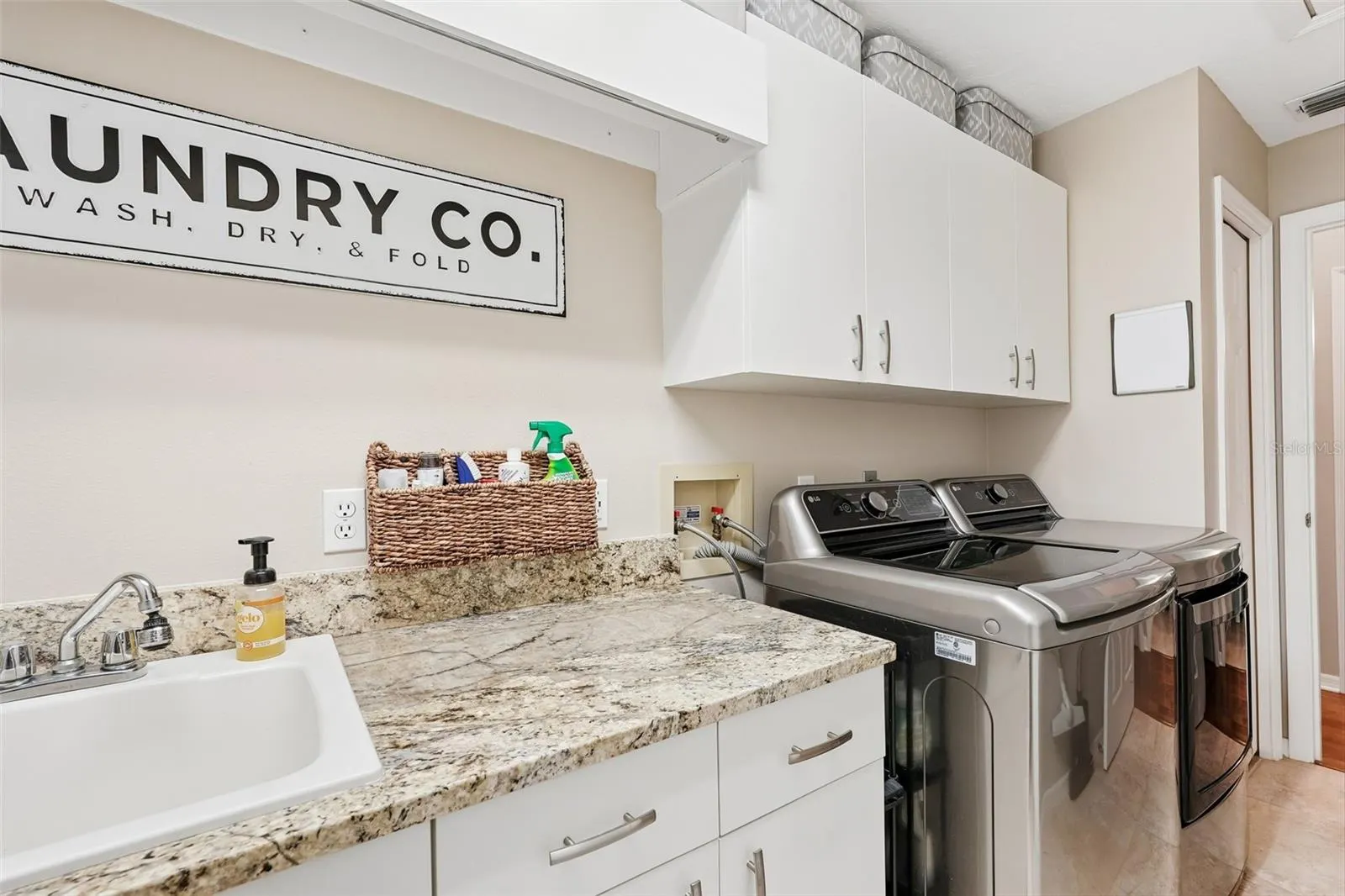 444 FIELDSTONE DR