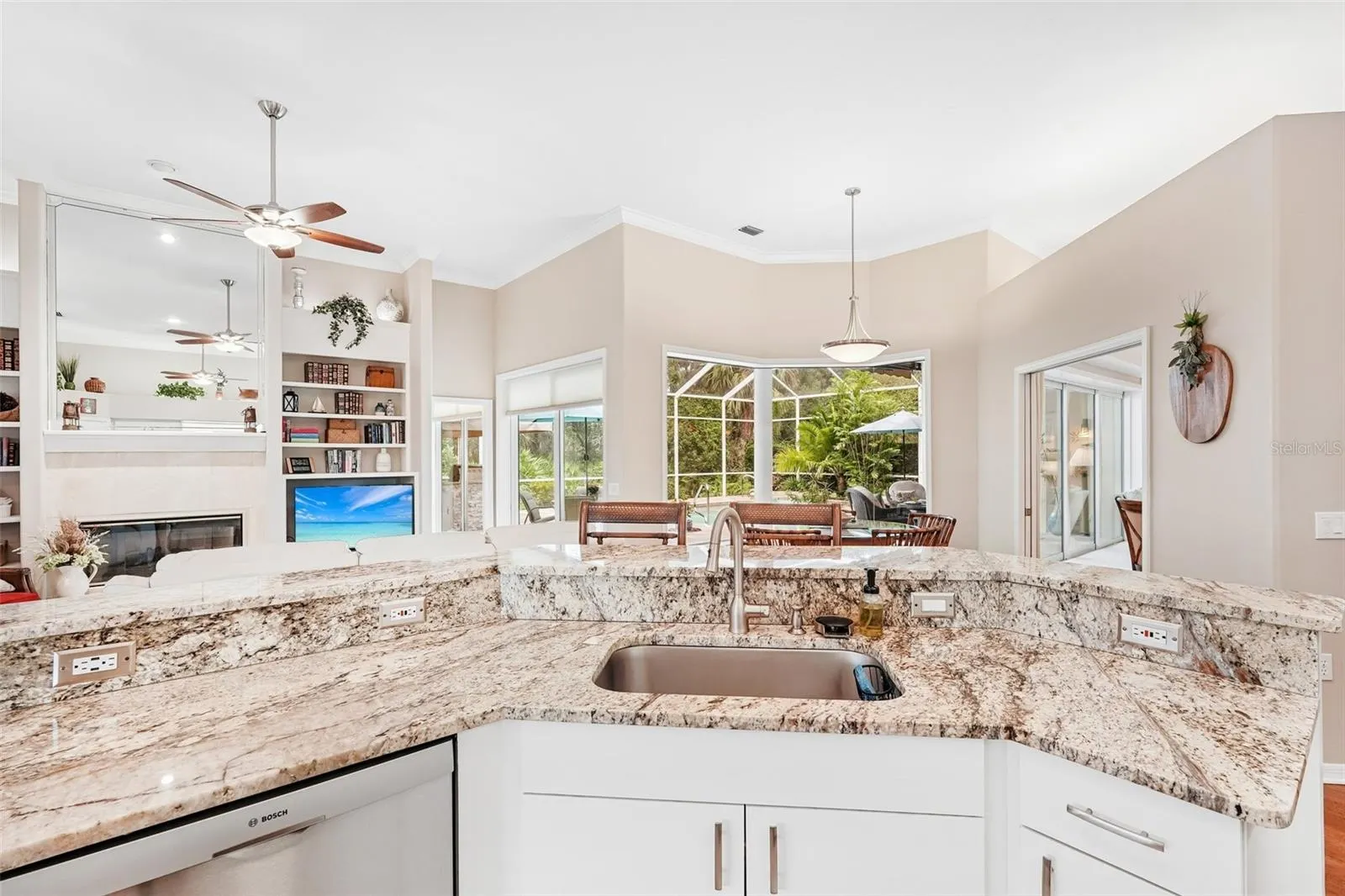 444 FIELDSTONE DR