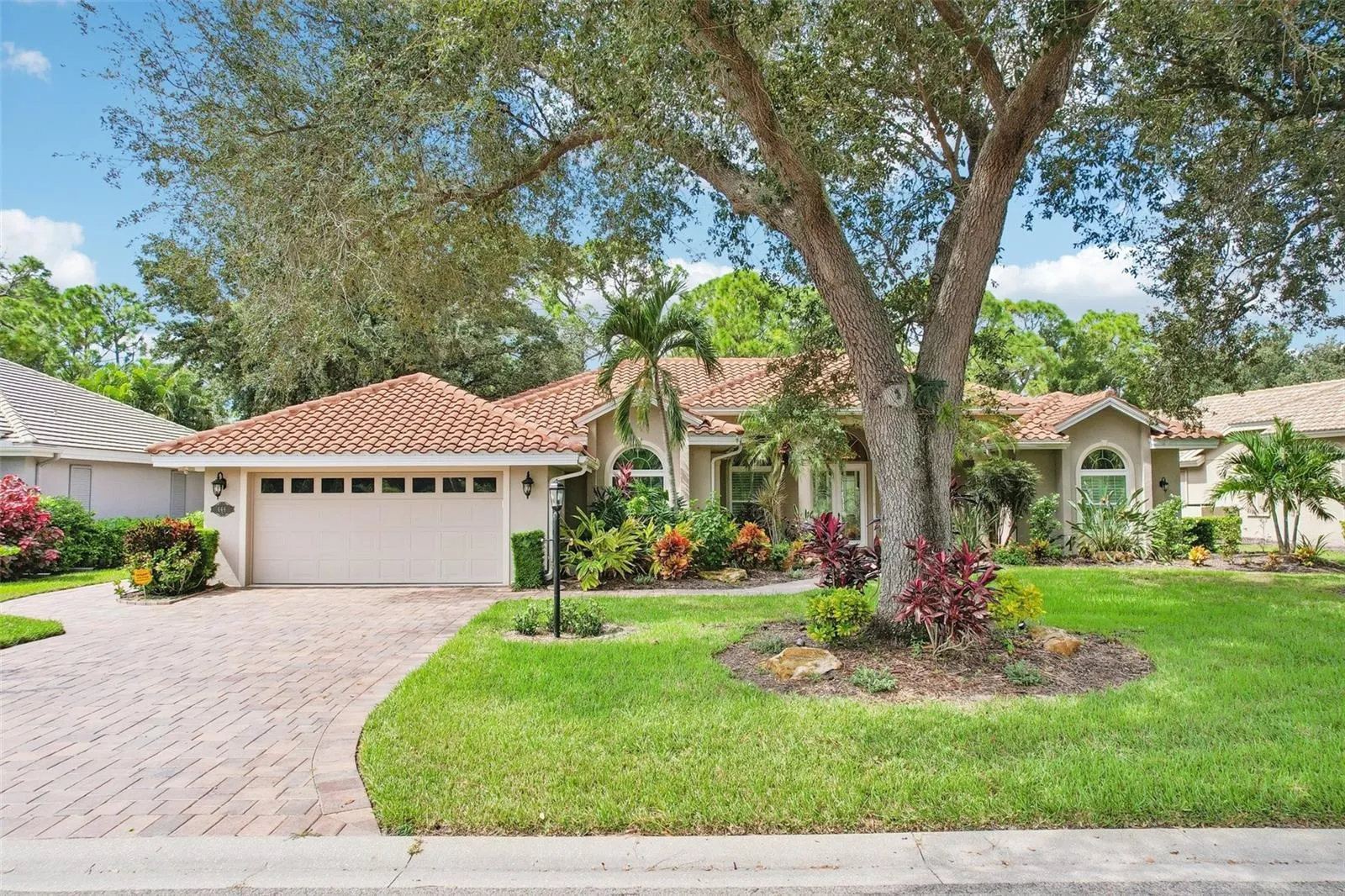 444 FIELDSTONE DR