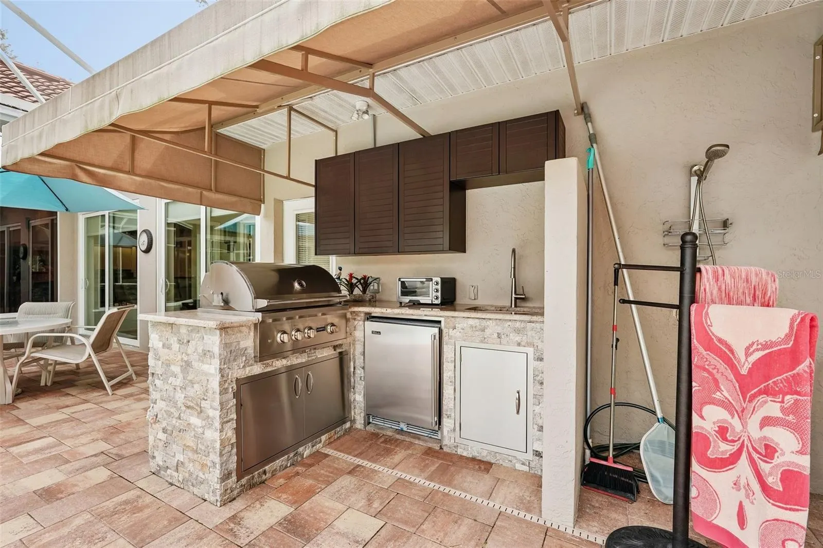 444 FIELDSTONE DR