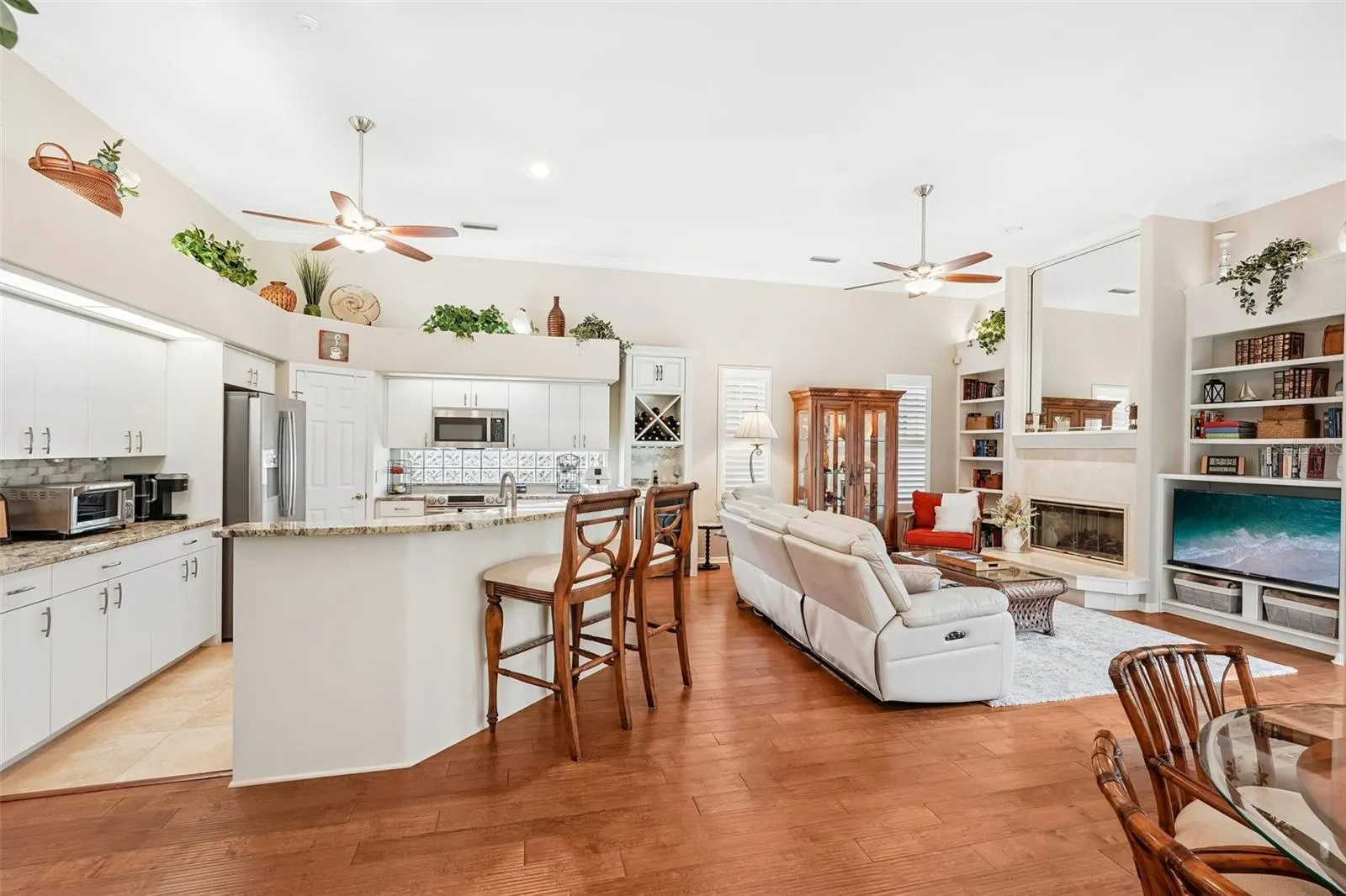 444 FIELDSTONE DR