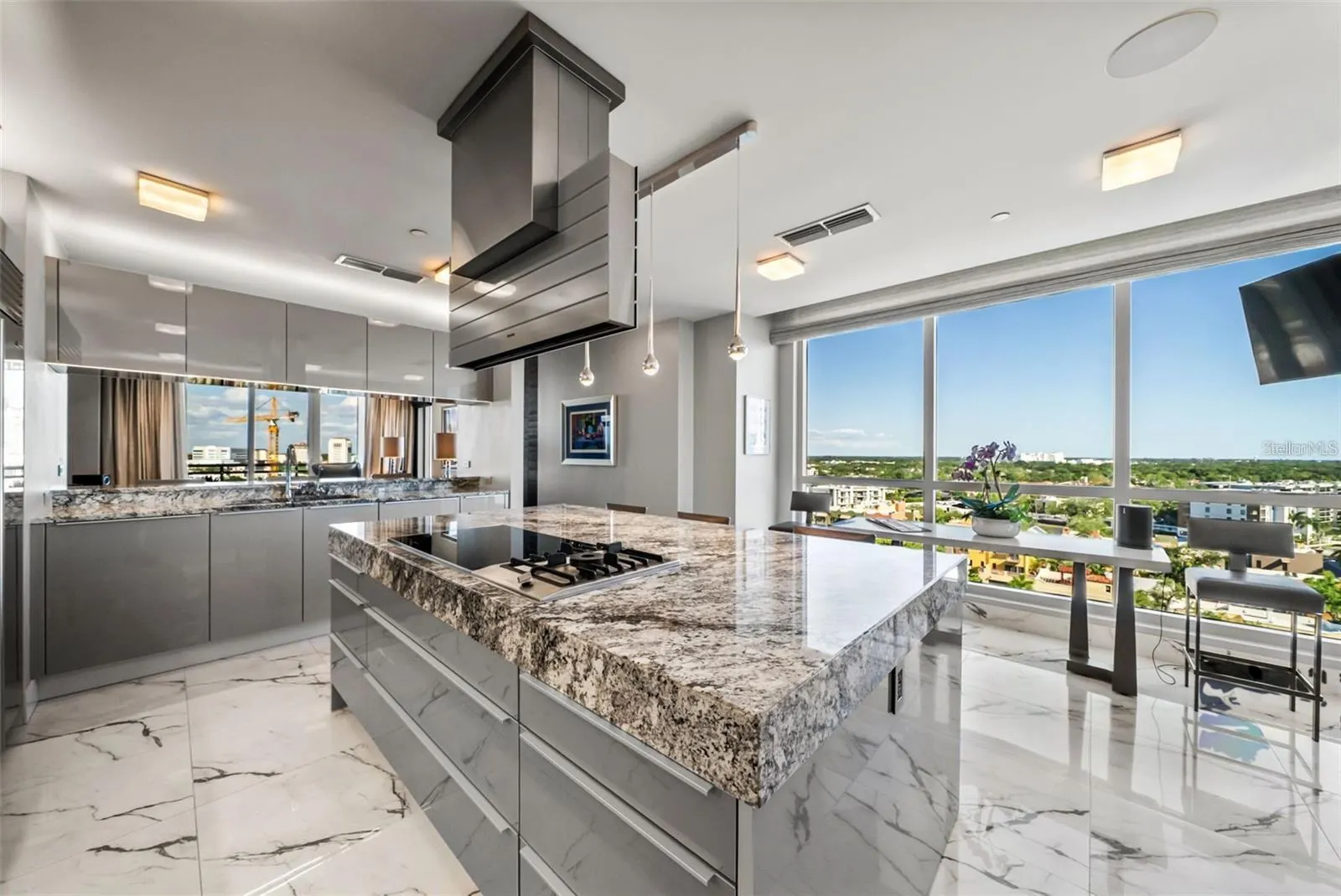 401 S PALM AVE #1102 #1102