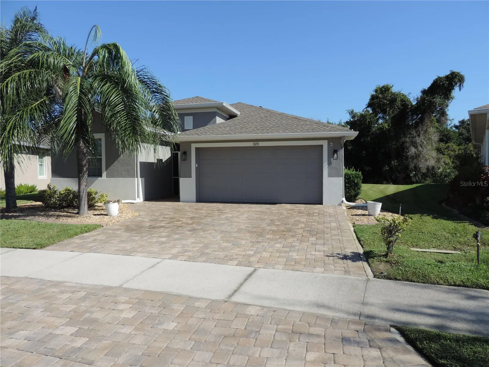 5070 LAYTON DR
