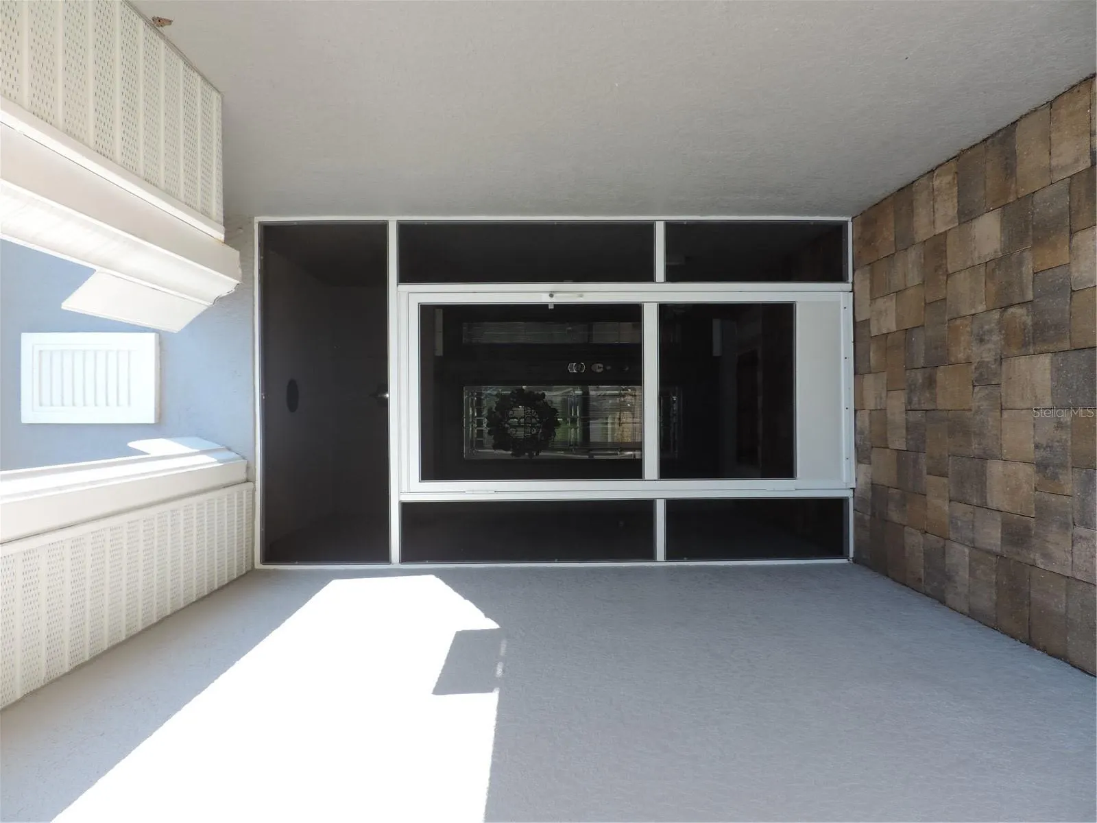 5070 LAYTON DR