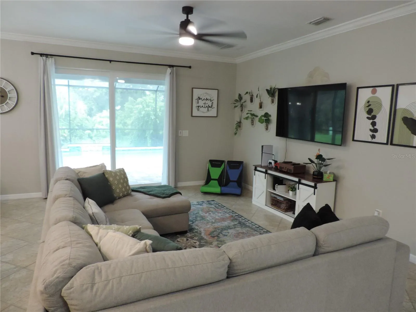 5070 LAYTON DR