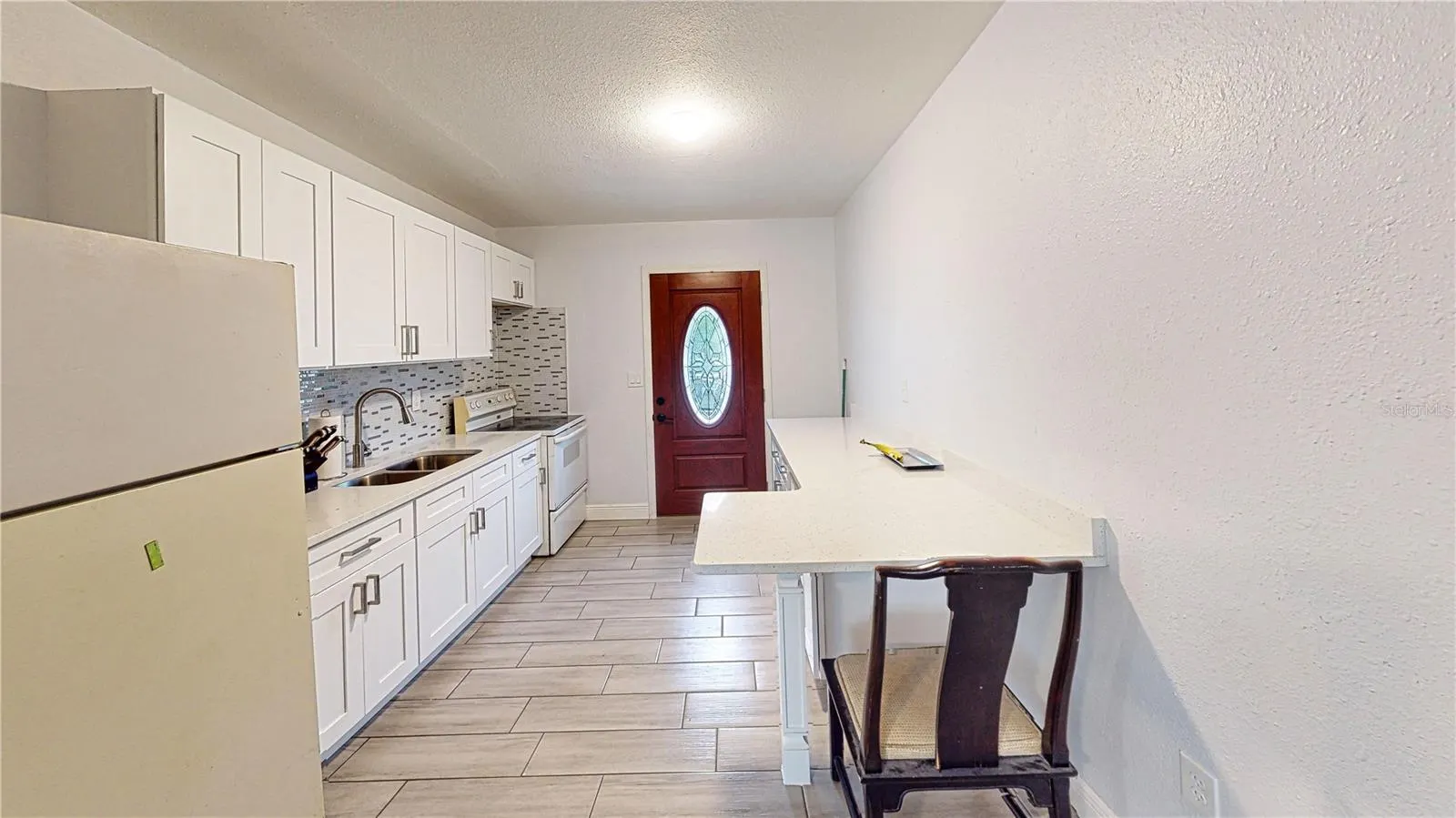 330 12TH ST W