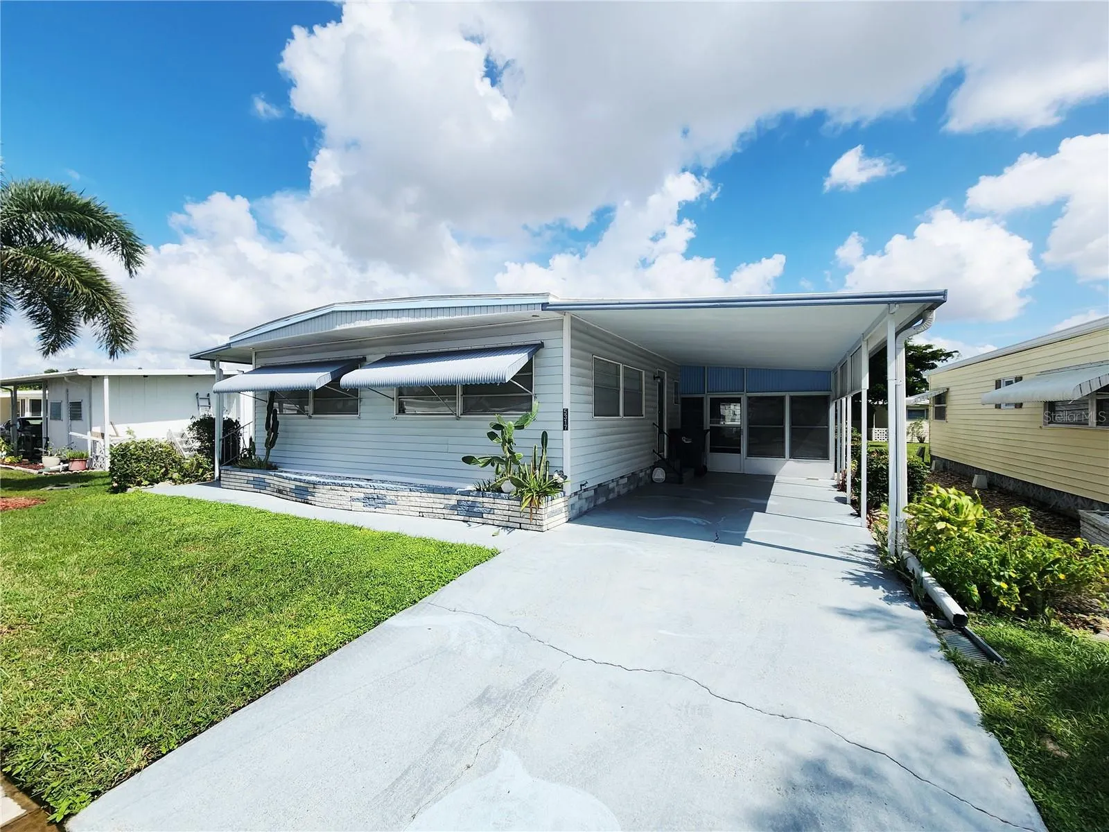 5317 CHATEAU LN