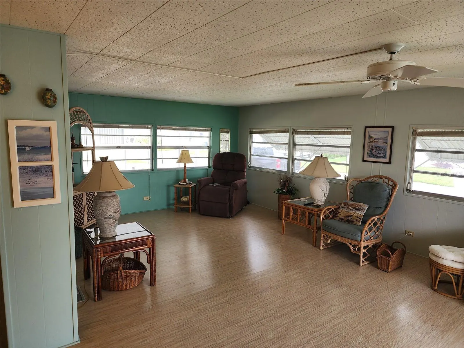 5317 CHATEAU LN