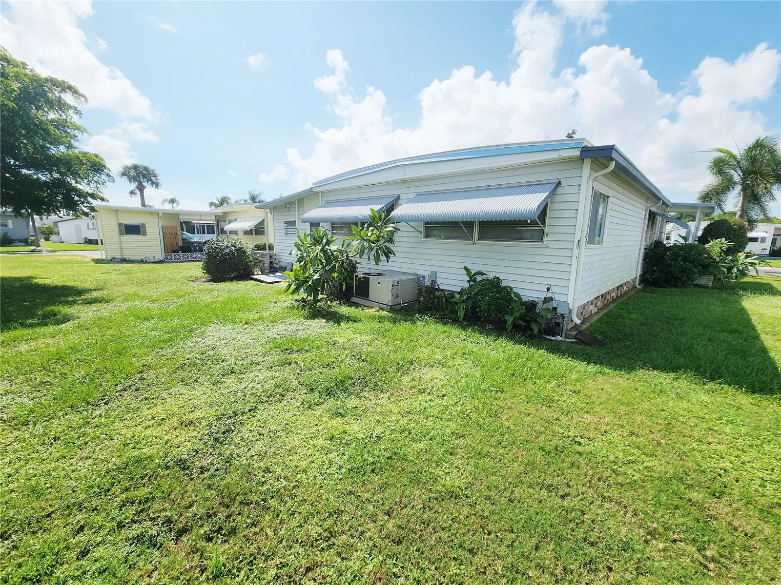 5317 CHATEAU LN