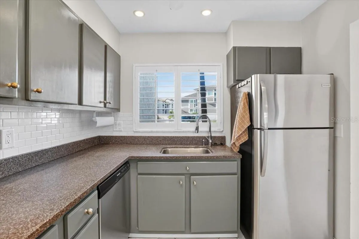 1614 STICKNEY POINT RD #1614-1 #1614-1